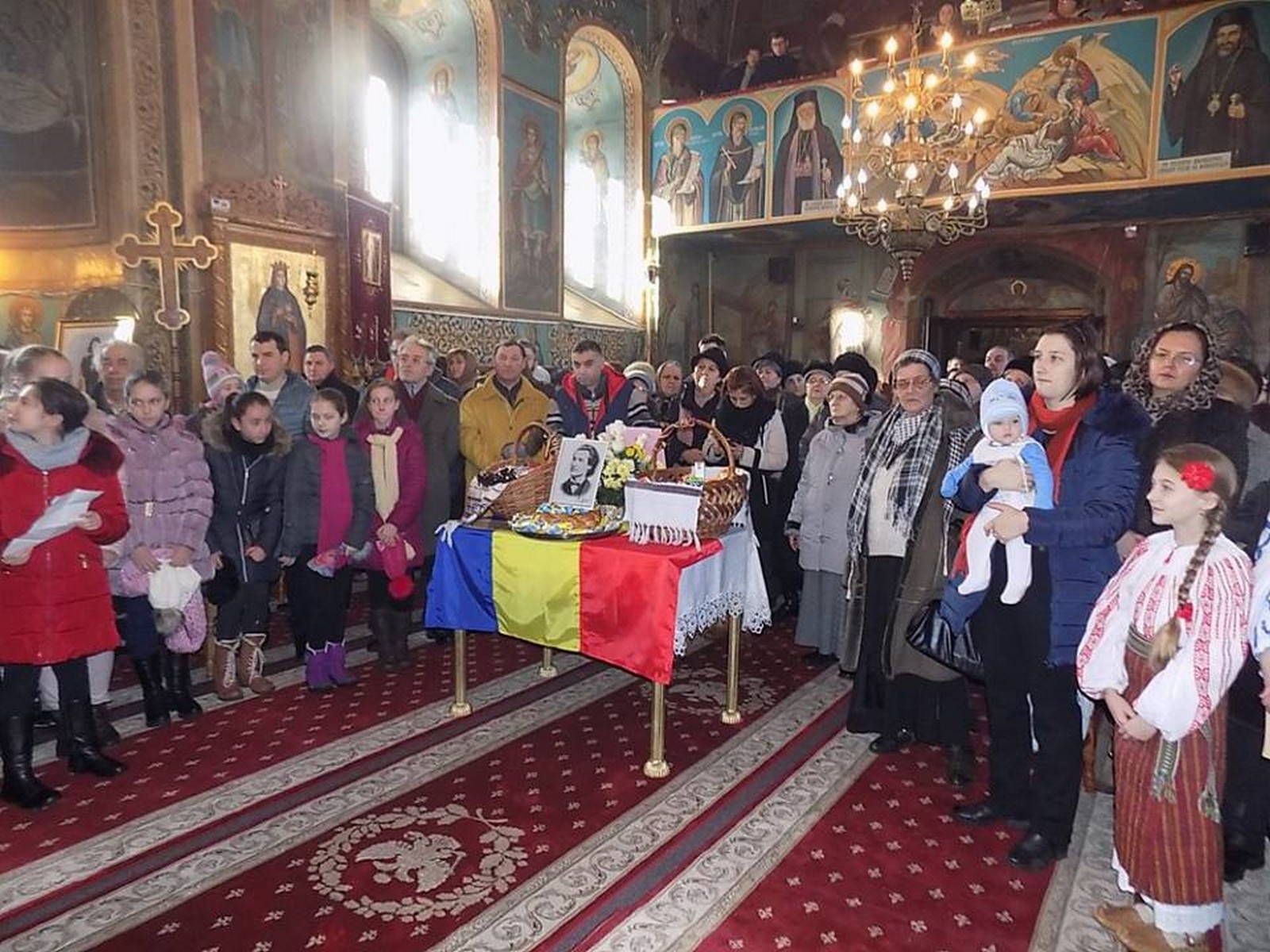 Omagiu pentru Mihai Eminescu în Eparhia Romanului şi Bacăului Omagiu pentru Mihai Eminescu în Eparhia Romanului şi Bacăului