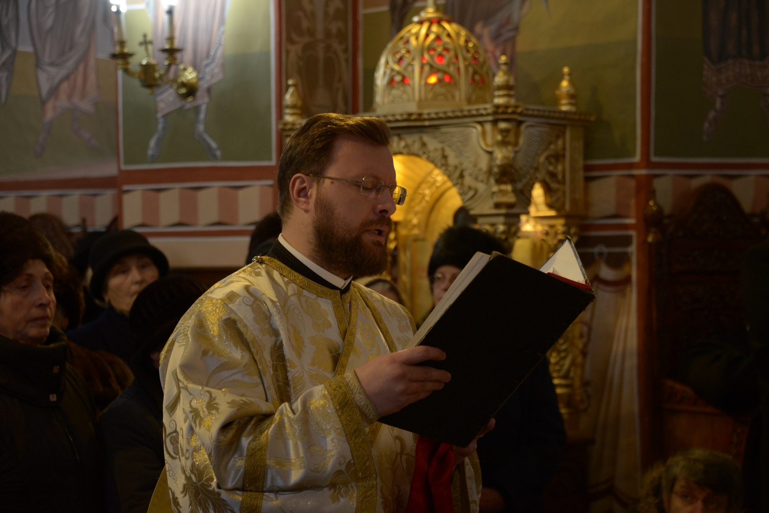 Noul protoiereu de Târgu Neamț, hirotesit de IPS Părinte Mitropolit Teofan Noul protoiereu de Târgu Neamț, hirotesit de IPS Părinte Mitropolit Teofan