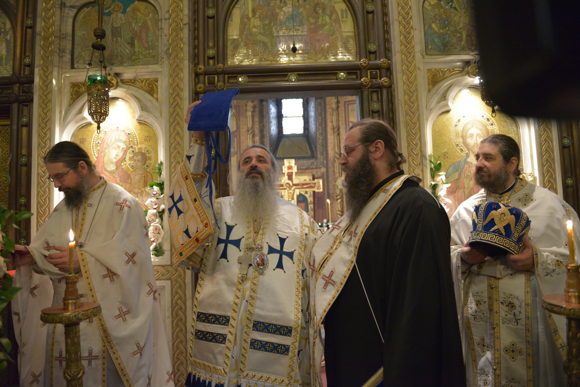 Mitropolitul Moldovei, la hramul Mănăstirii „Sfinţii Trei Ierarhi”: „Singurul lucru cu adevărat mare în lume este smerenia”