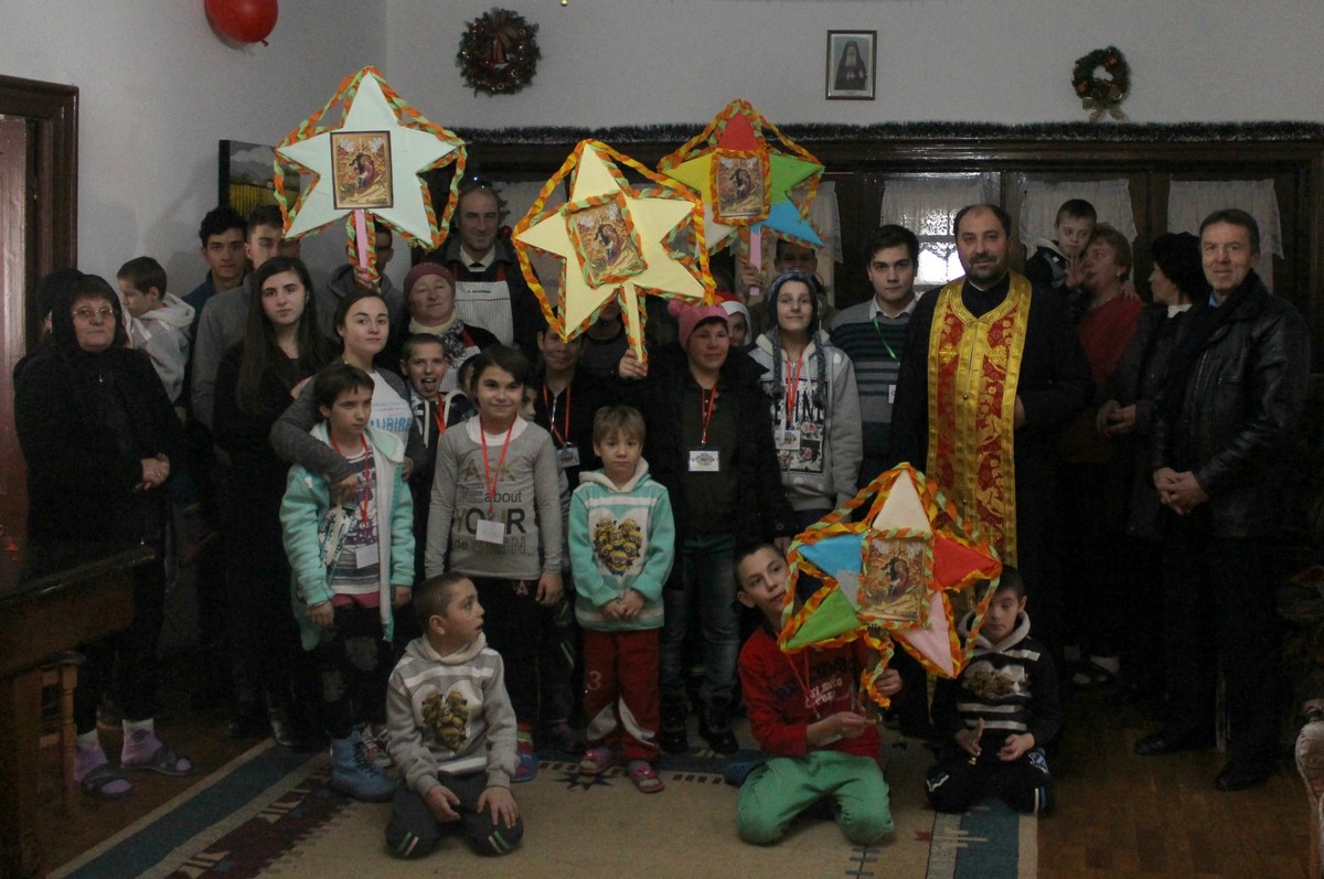 Tabără pentu copiii cu dizabilităţi din Piatra Neamţ