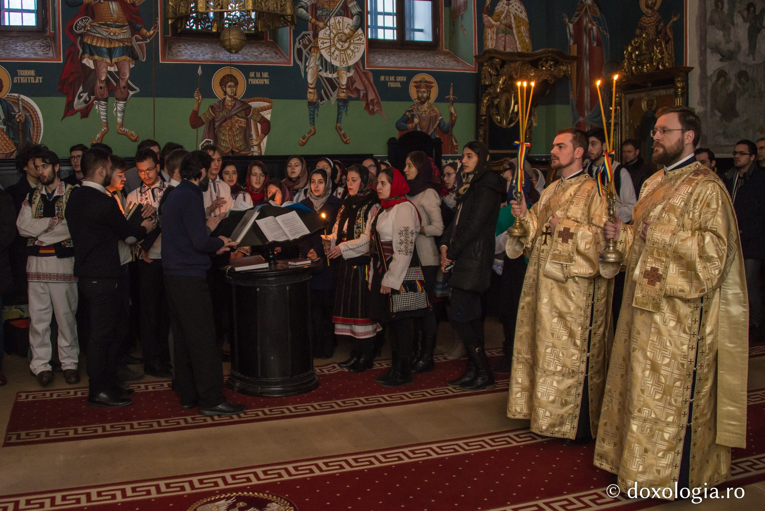 Schimb de experienţe între preoţii din Iaşi şi cei din Basarabia Schimb de experienţe între preoţii din Iaşi şi cei din Basarabia