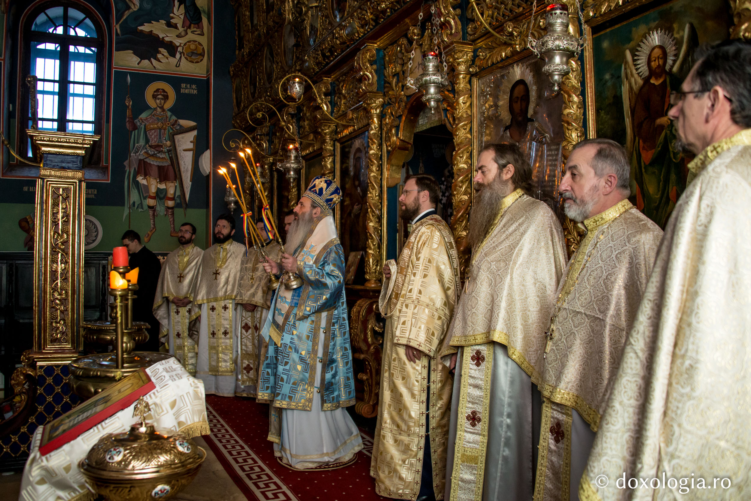 Schimb de experienţe între preoţii din Iaşi şi cei din Basarabia Schimb de experienţe între preoţii din Iaşi şi cei din Basarabia