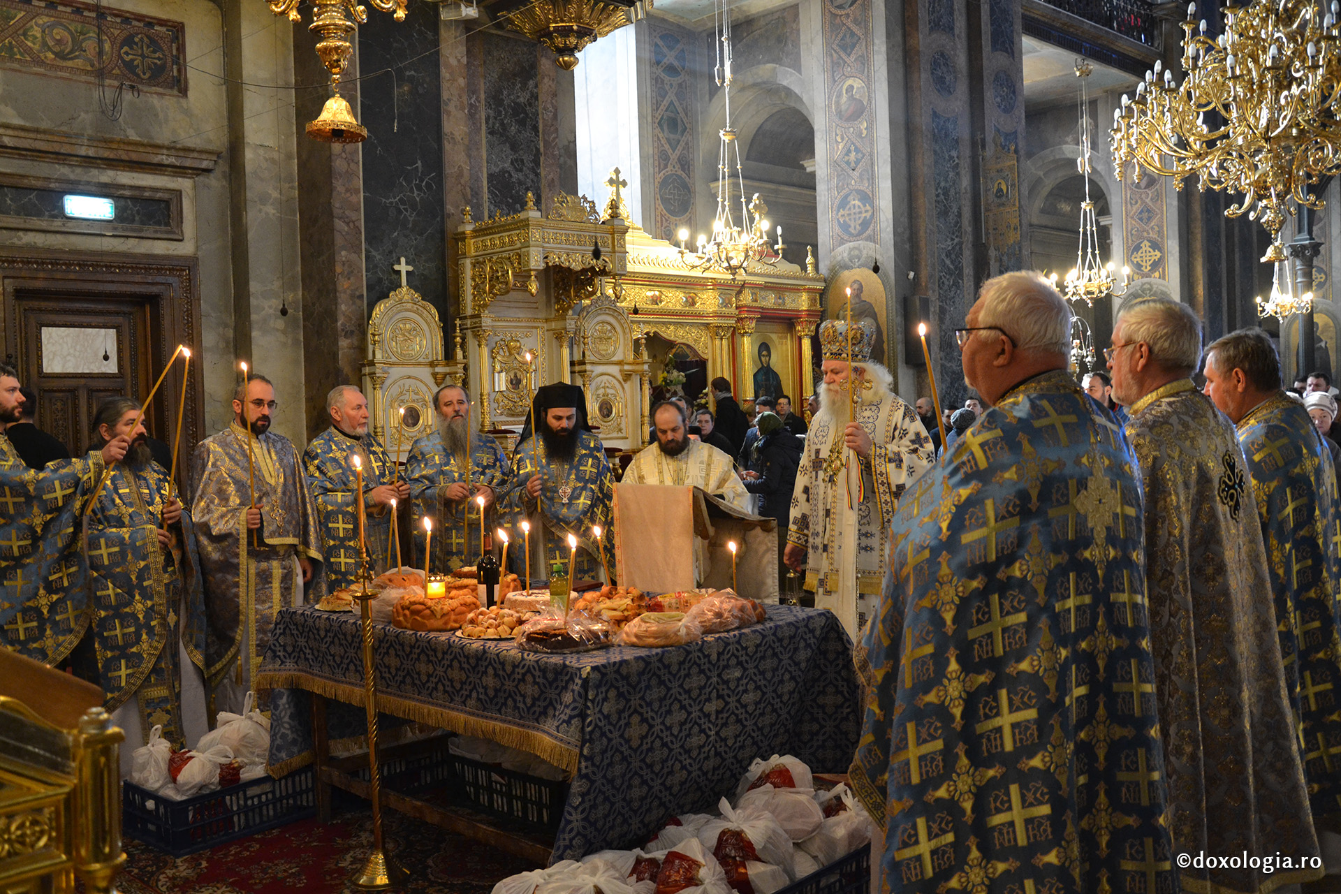 Slujbă de pomenire pentru Mitropolitul Iosif cel sfânt și milostiv al Moldovei