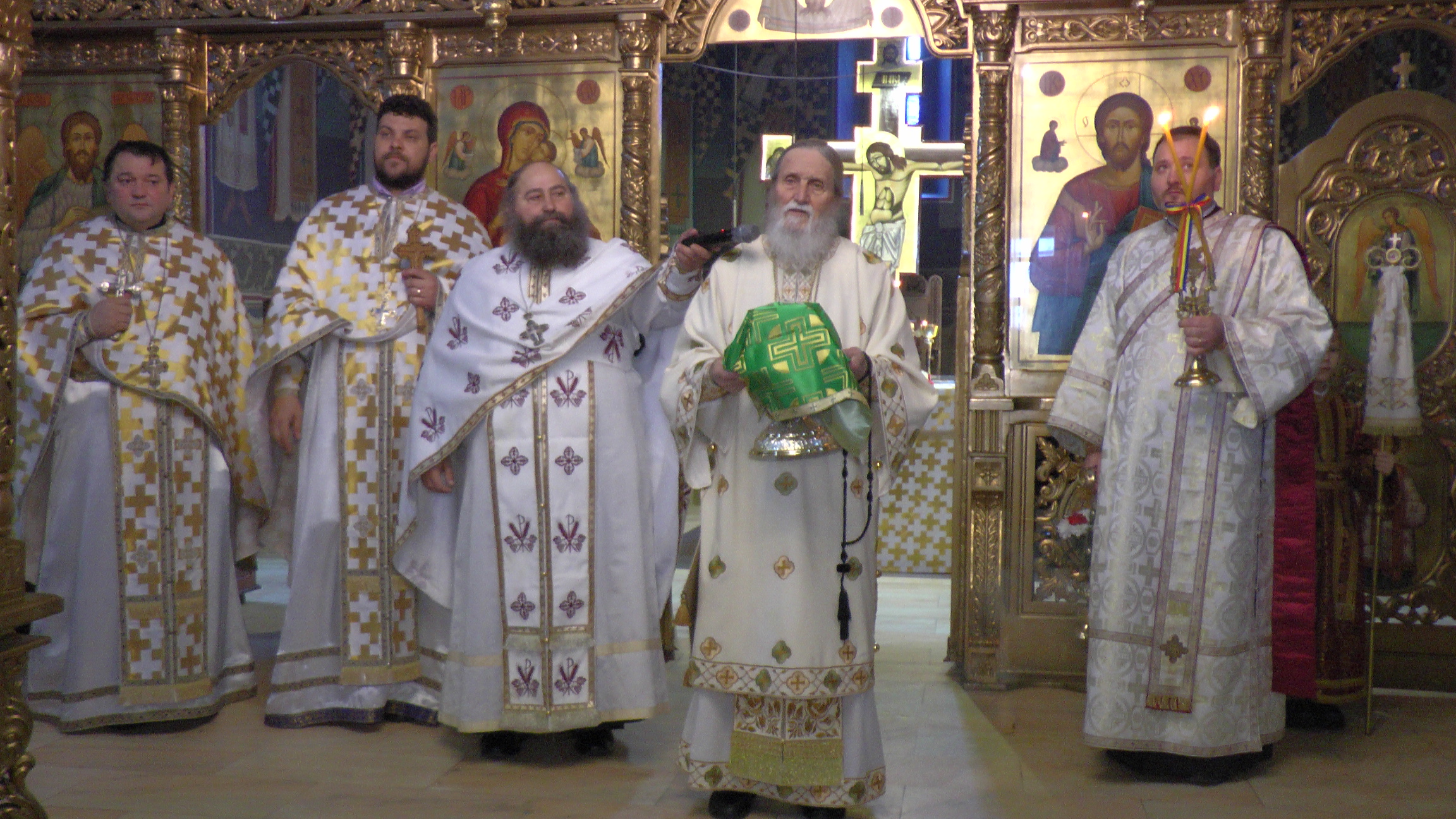 Binecuvântare arhierească pentru credincioșii din cartierul sucevean Burdujeni