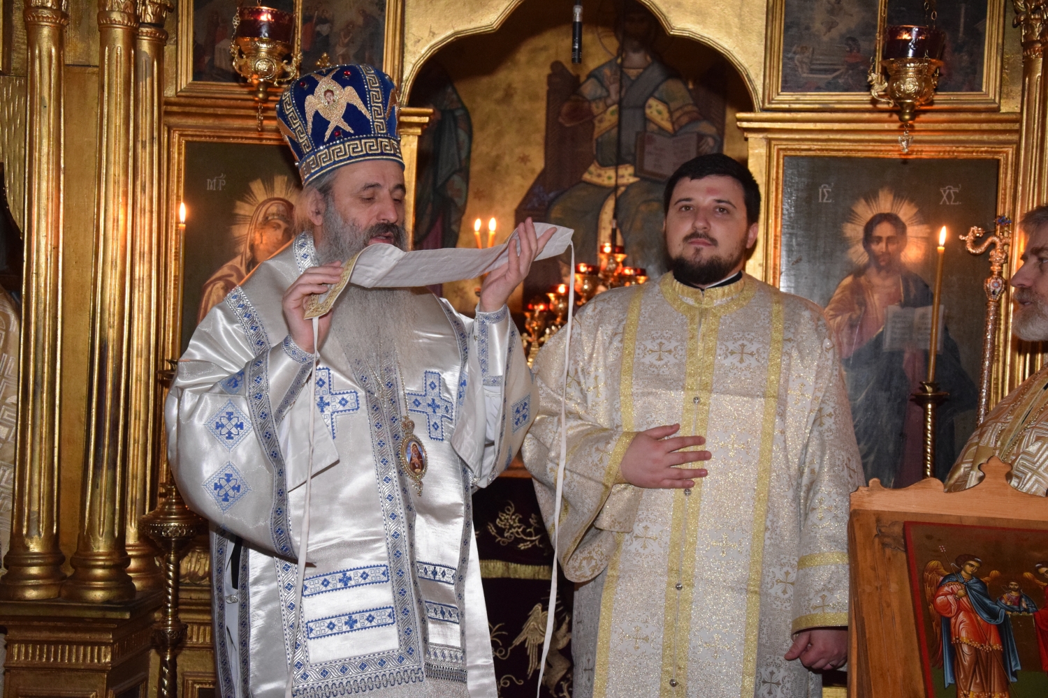 IPS Părinte Mitropolit Teofan, către studenții teologi: „Doar Biserica dă sens vieții”