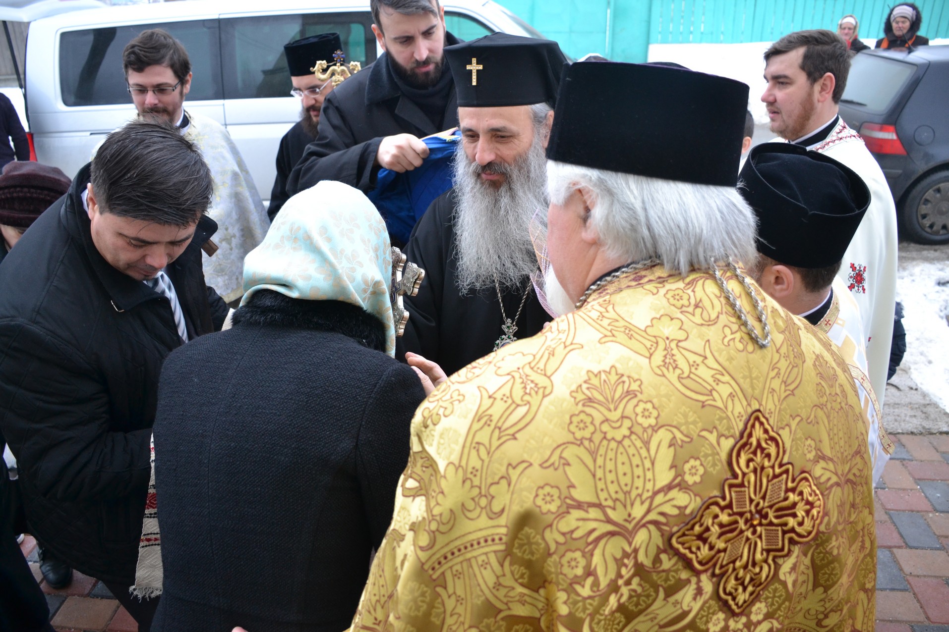 Liturghie și vizită arhierească la Todirești