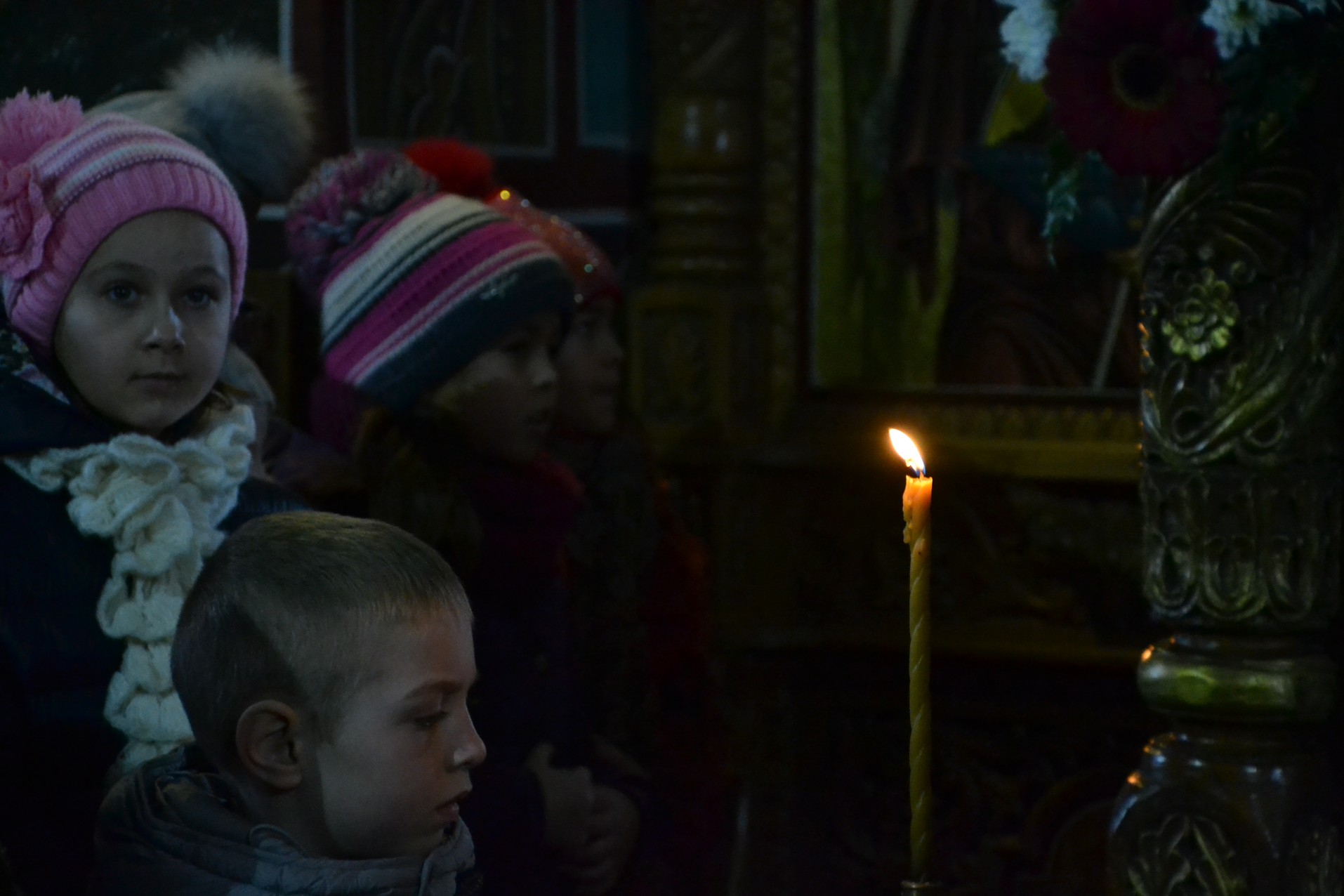 Liturghie și vizită arhierească la Todirești