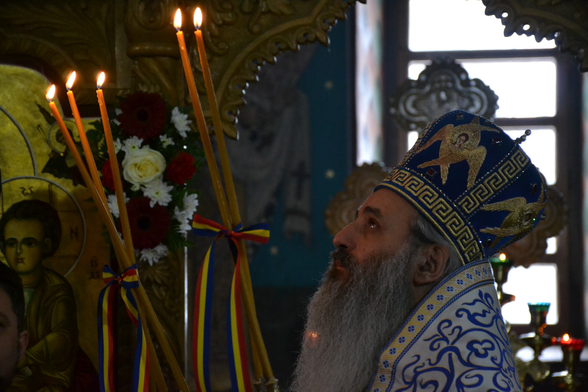 Liturghie și vizită arhierească la Todirești