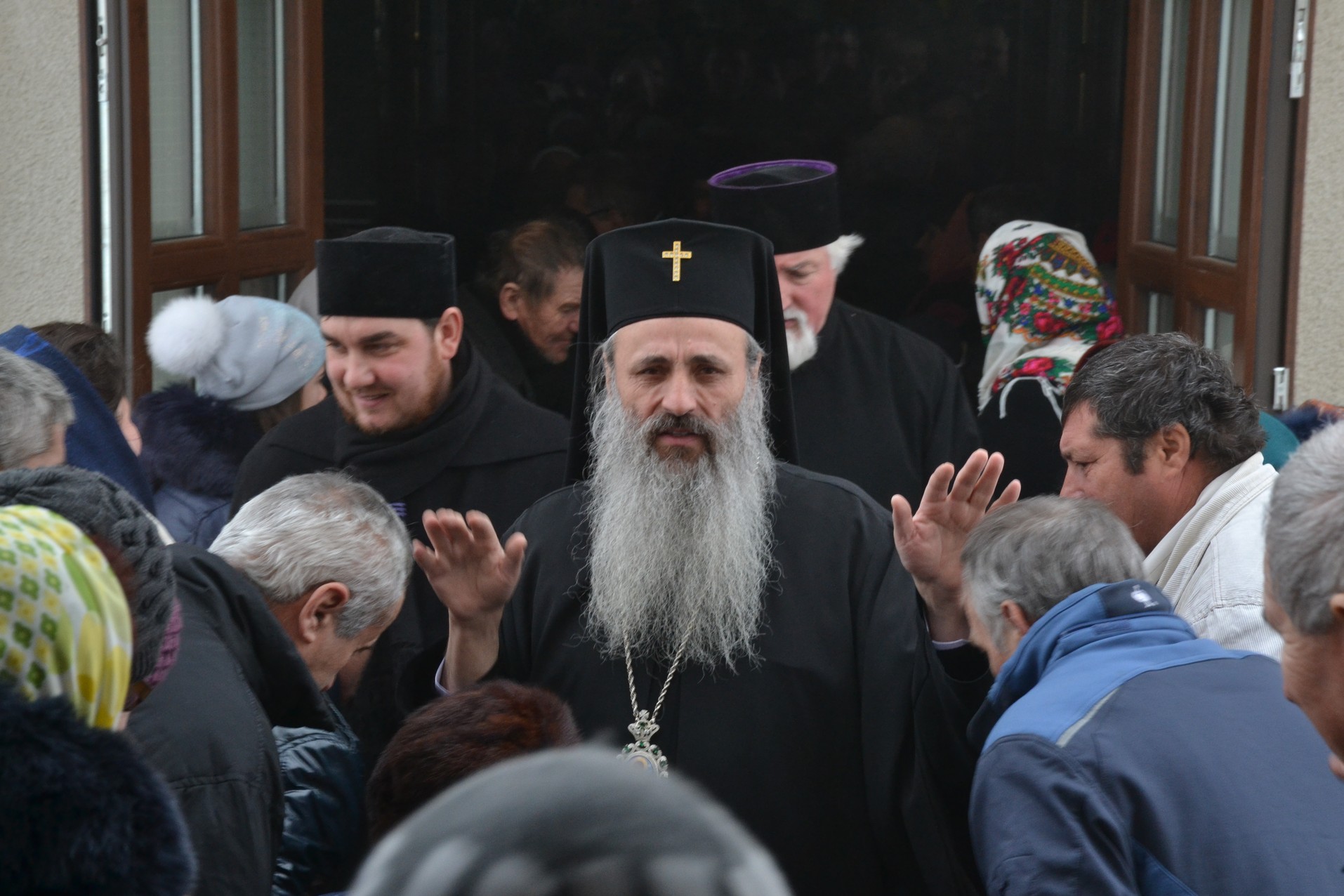 Liturghie și vizită arhierească la Todirești