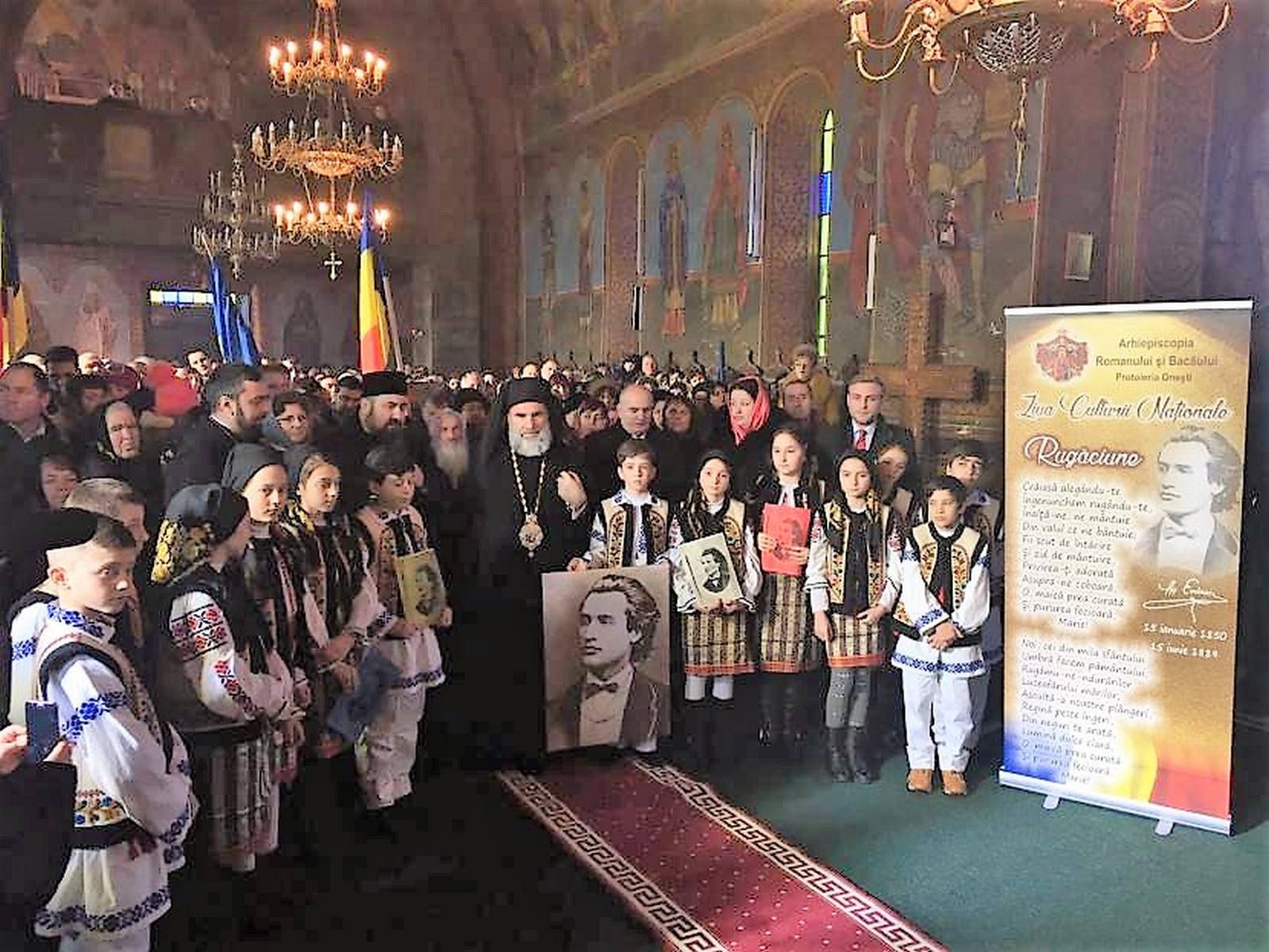 Liturghie arhierească în Parohia Deleni, Protopopiatul Oneşti Liturghie arhierească în Parohia Deleni, Protopopiatul Oneşti