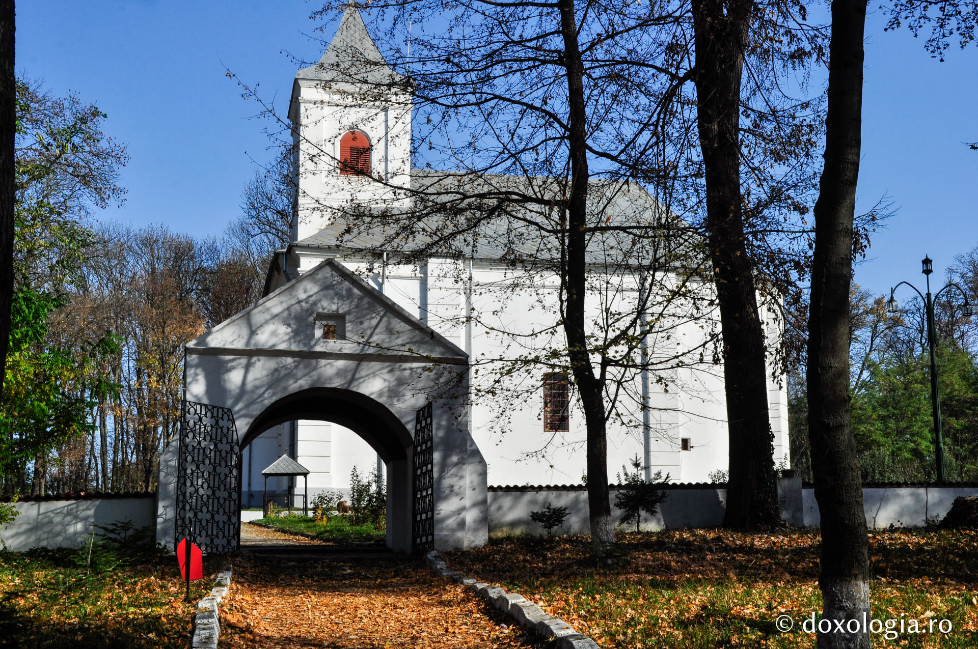 Miclăușeni ‒ rolul jucat de Sturzești în istoria moșiei