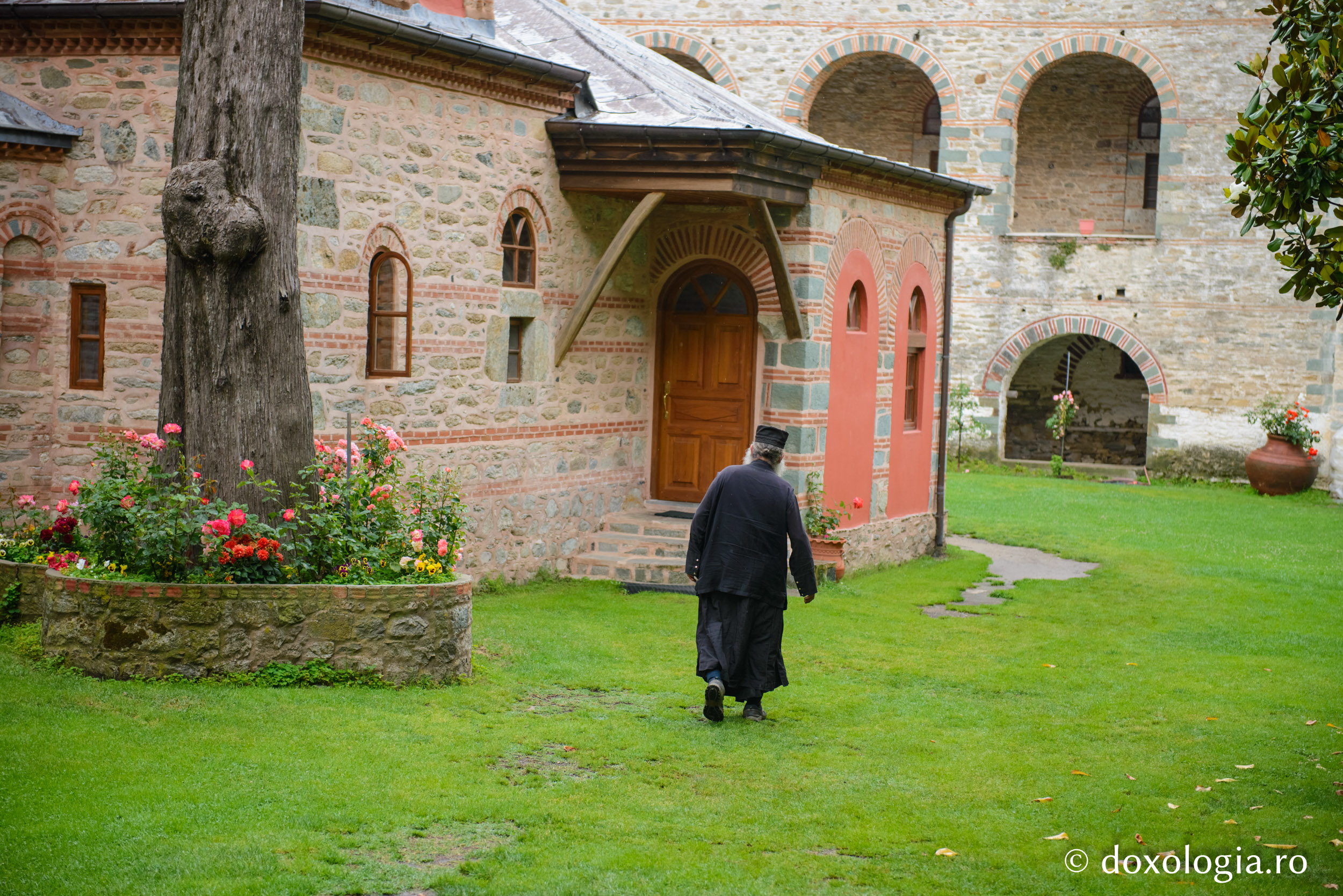 Mănăstirea Filoteu – Athos / Foto: Pr. Silviu Cluci Mănăstirea Filoteu – Athos