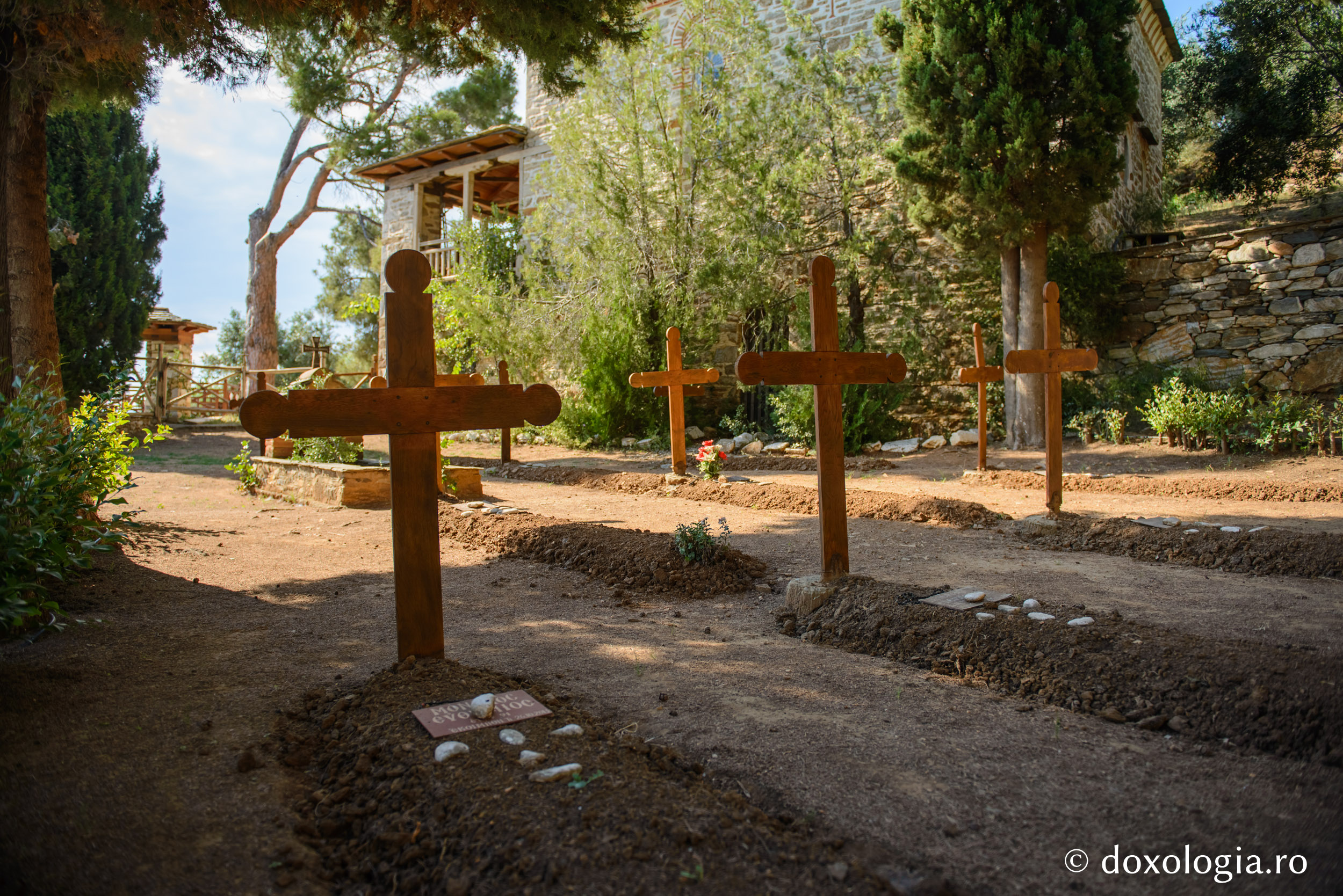 Paraclisul „Sfânta Treime” – Xenofont, Athos / Foto: Pr. Silviu Cluci Paraclisul „Sfânta Treime” – Xenofont