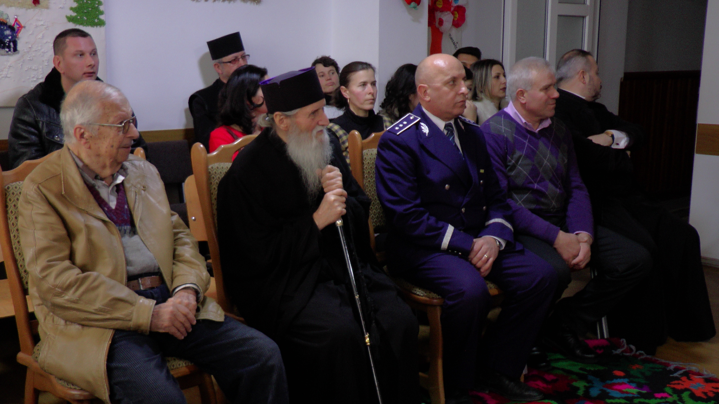 Spectacol de obiceiuri populare la Dolhasca