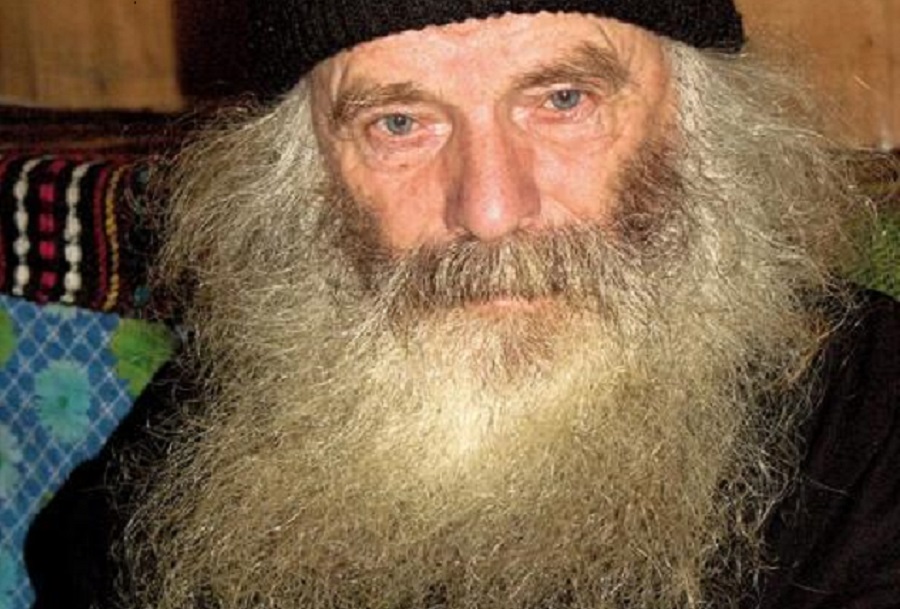 Părintele Proclu Nicău s-a mutat la Domnul