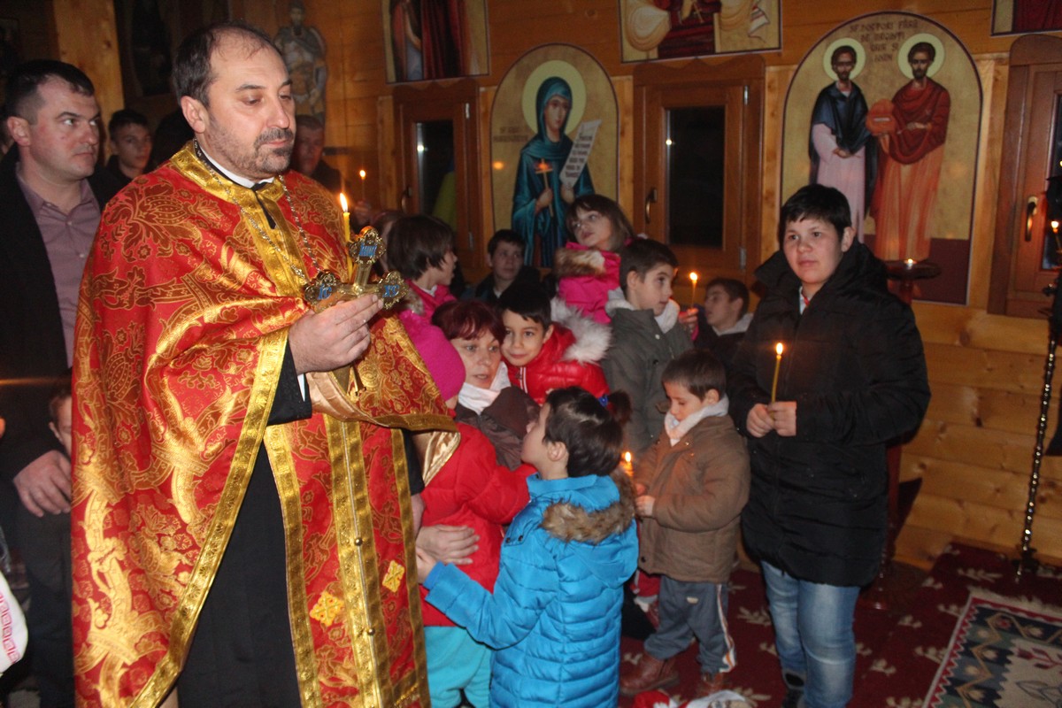 Tabără pentu copiii cu dizabilităţi din Piatra Neamţ