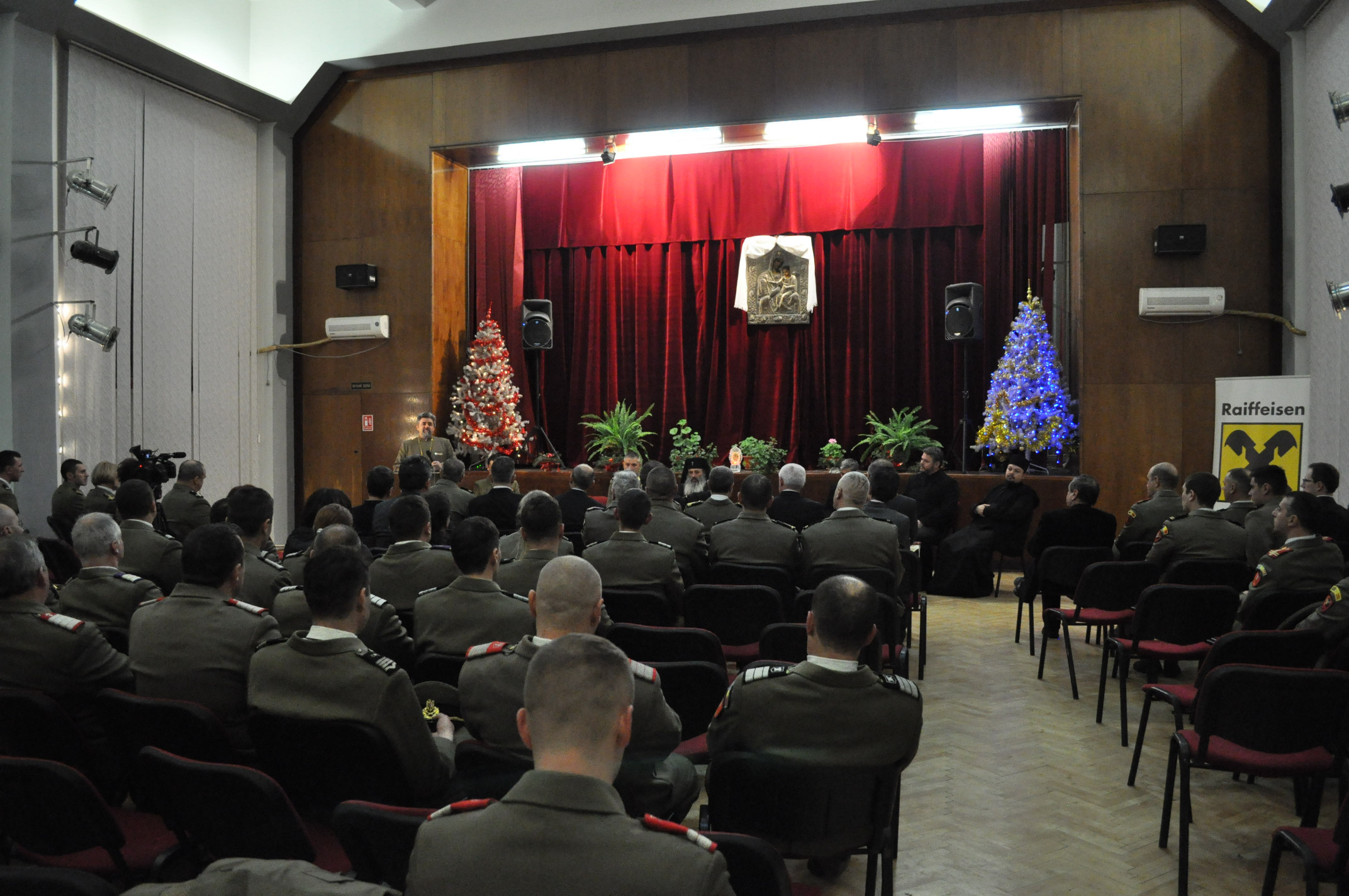 Seară duhovnicească la Cercul Militar din Iași: „Trăind starea de jertfă, devenim oameni mult mai puternici”