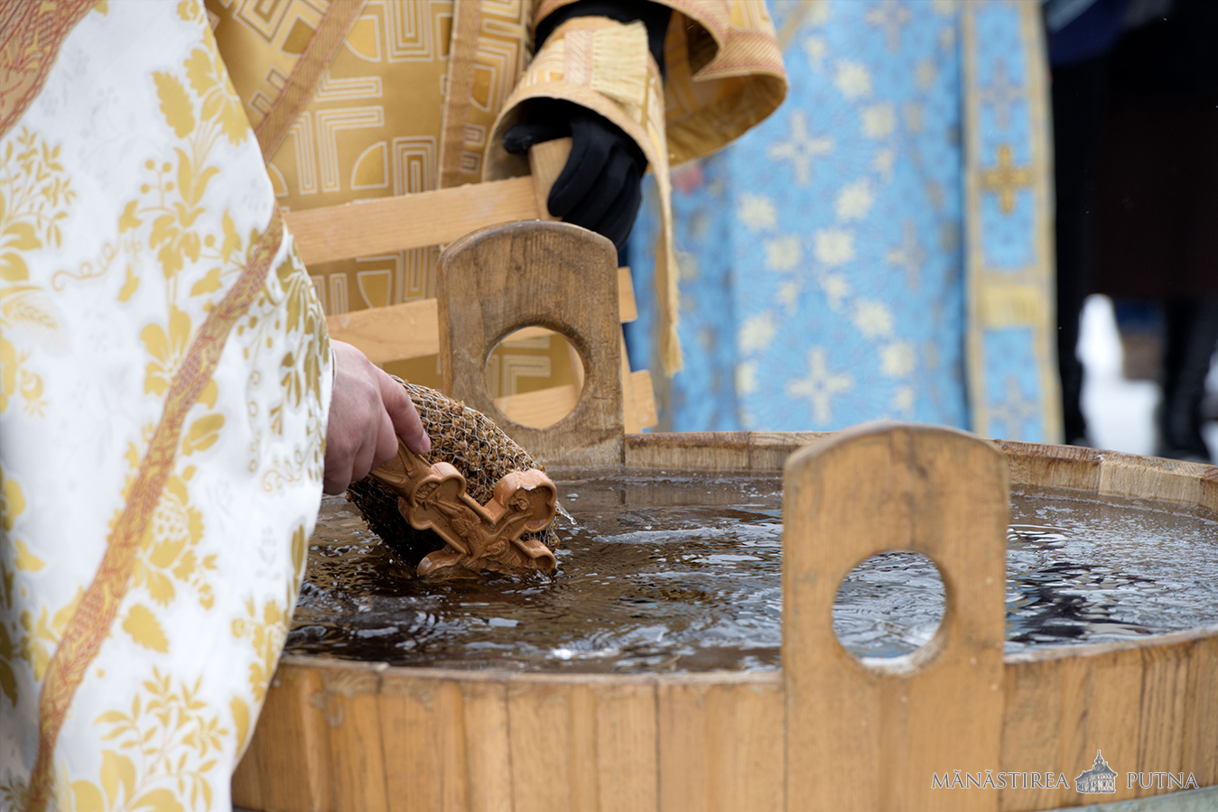 Boboteaza la Mănăstirea Putna