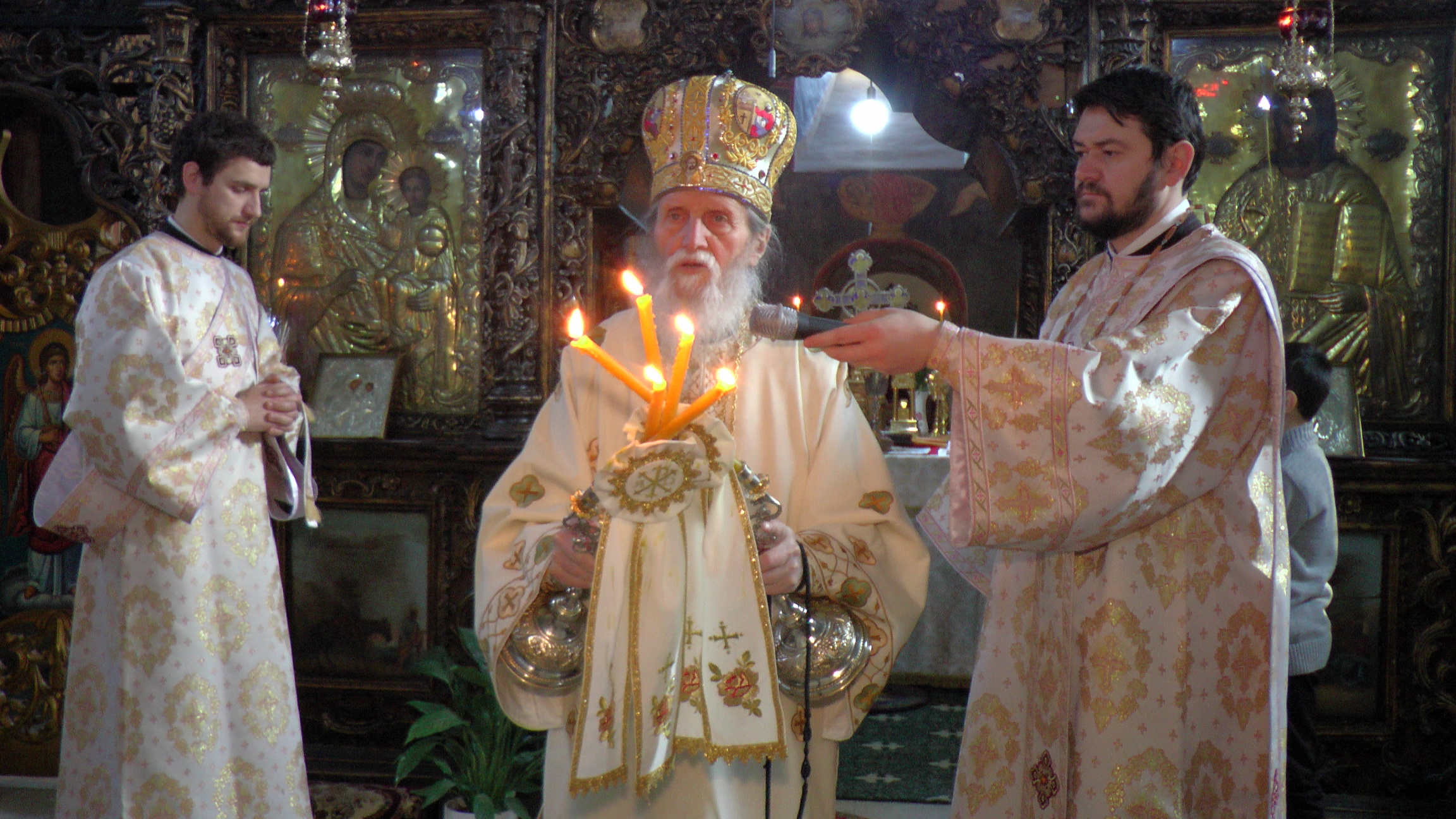 Mihai Eminescu, comemorat la Suceava