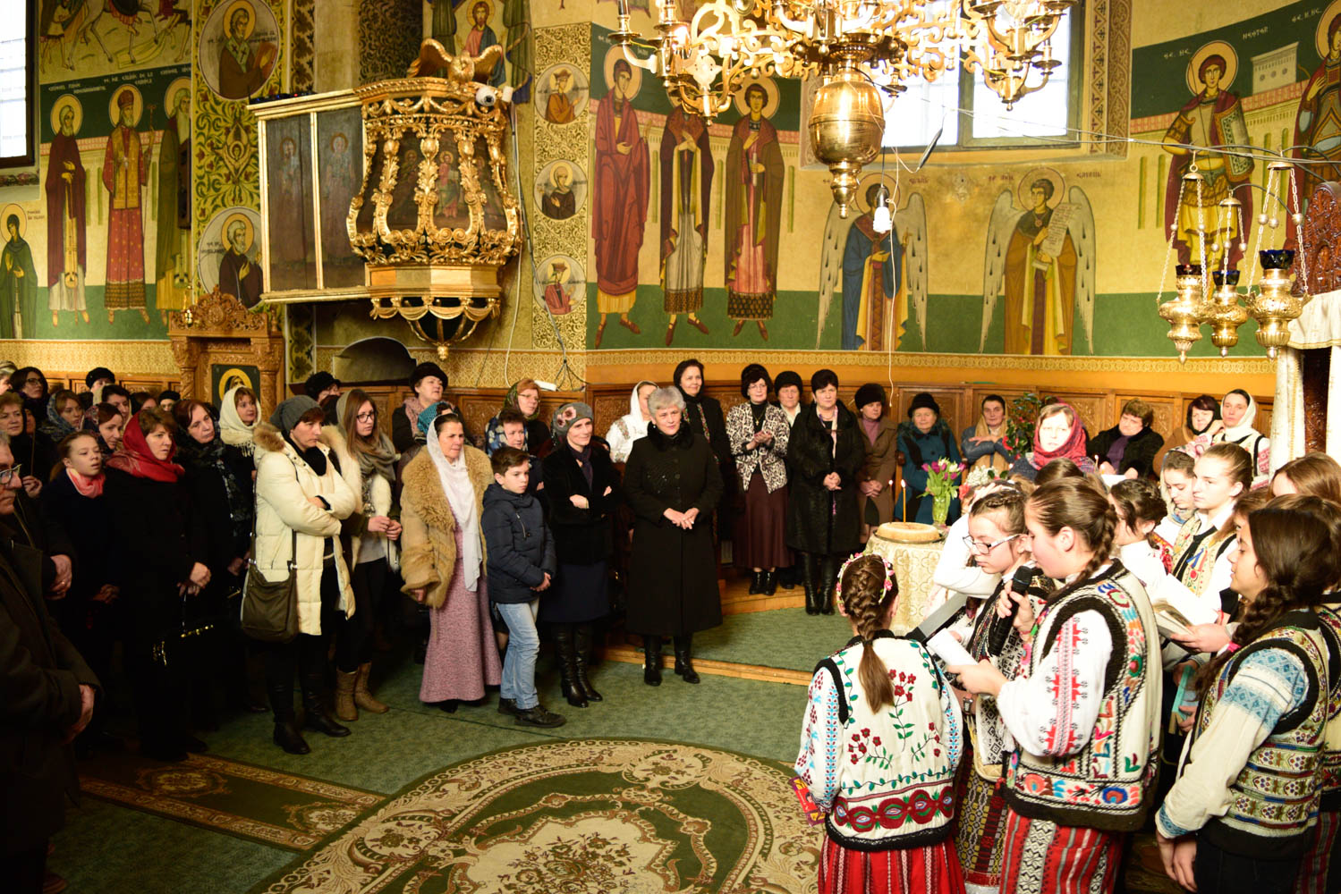 Mihai Eminescu pomenit la Schitul Vovidenia, la împlinirea a 167 de ani de la naștere Mihai Eminescu pomenit la Schitul Vovidenia, la împlinirea a 167 de ani de la naștere