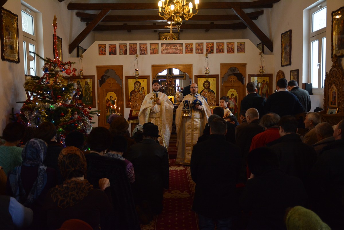 Hram la Biserica „Sfântul Ioan Botezătorul“ - Canta