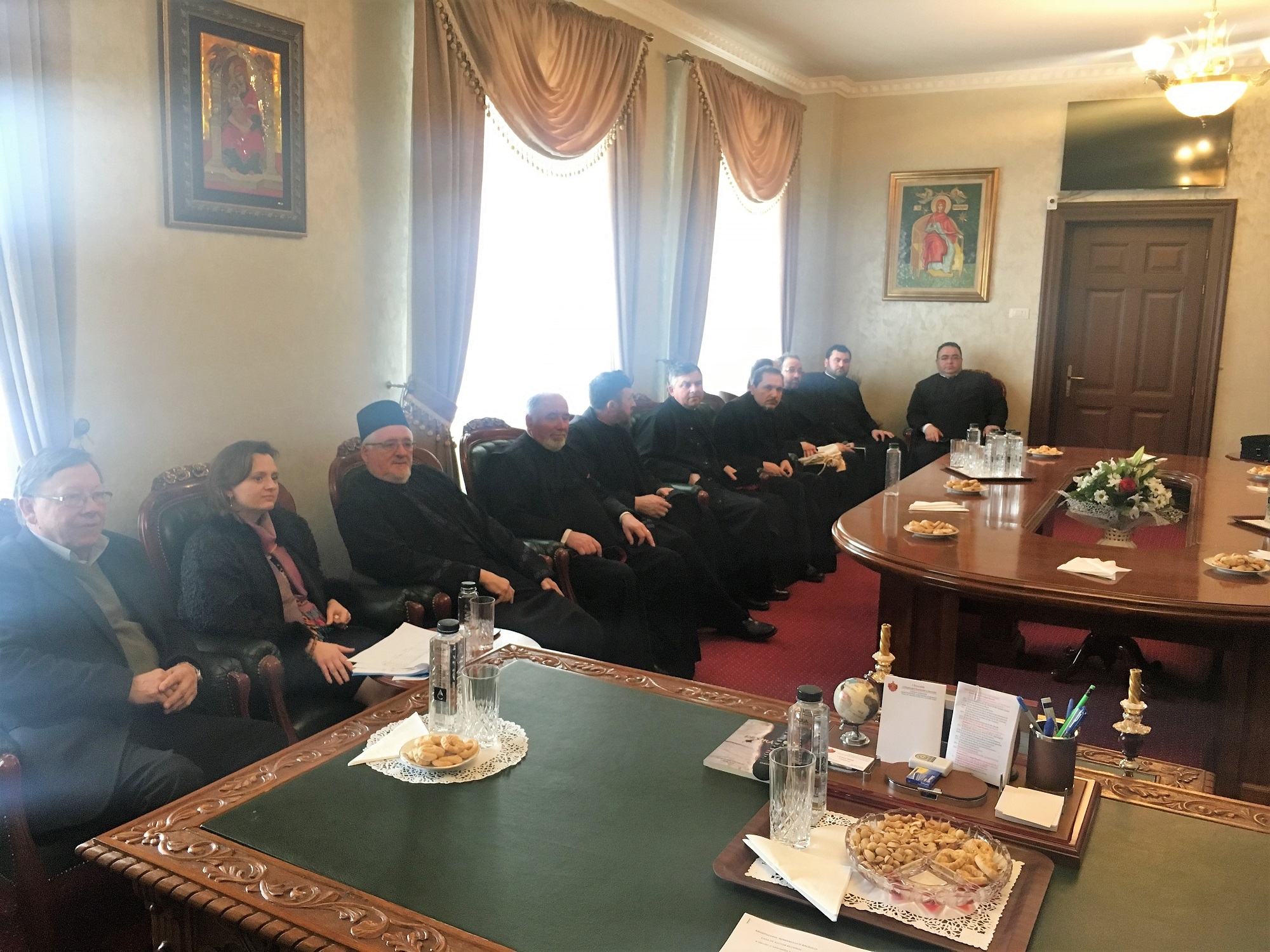 Adunarea generală a CAR din Arhiepiscopia Romanului şi Bacăului Adunarea generală a CAR din Arhiepiscopia Romanului şi Bacăului