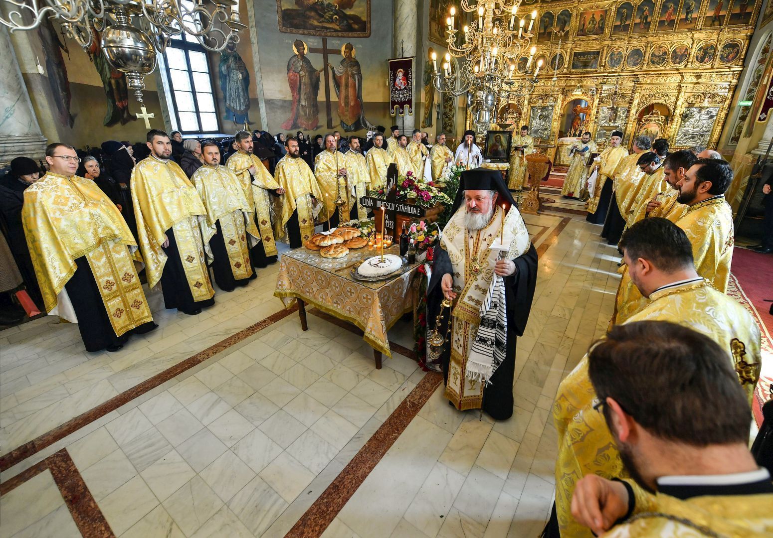 Lidia Stăniloae, condusă pe ultimul drum Lidia Stăniloae, condusă pe ultimul drum