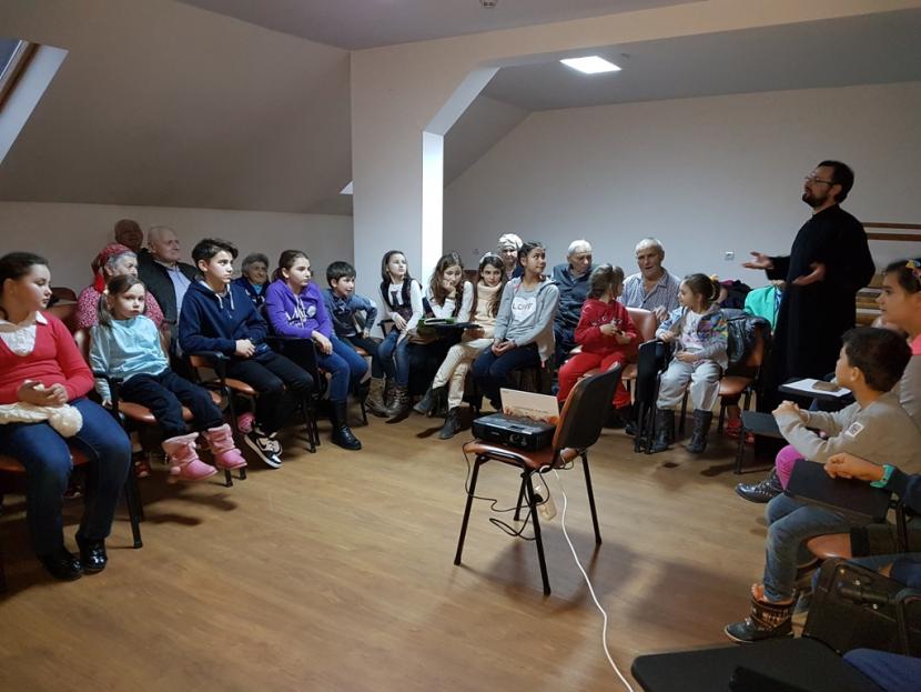 Sfinţii Trei Ierarhi, cinstiţi în Protoieria Oneşti Sfinţii Trei Ierarhi, cinstiţi în Protoieria Oneşti