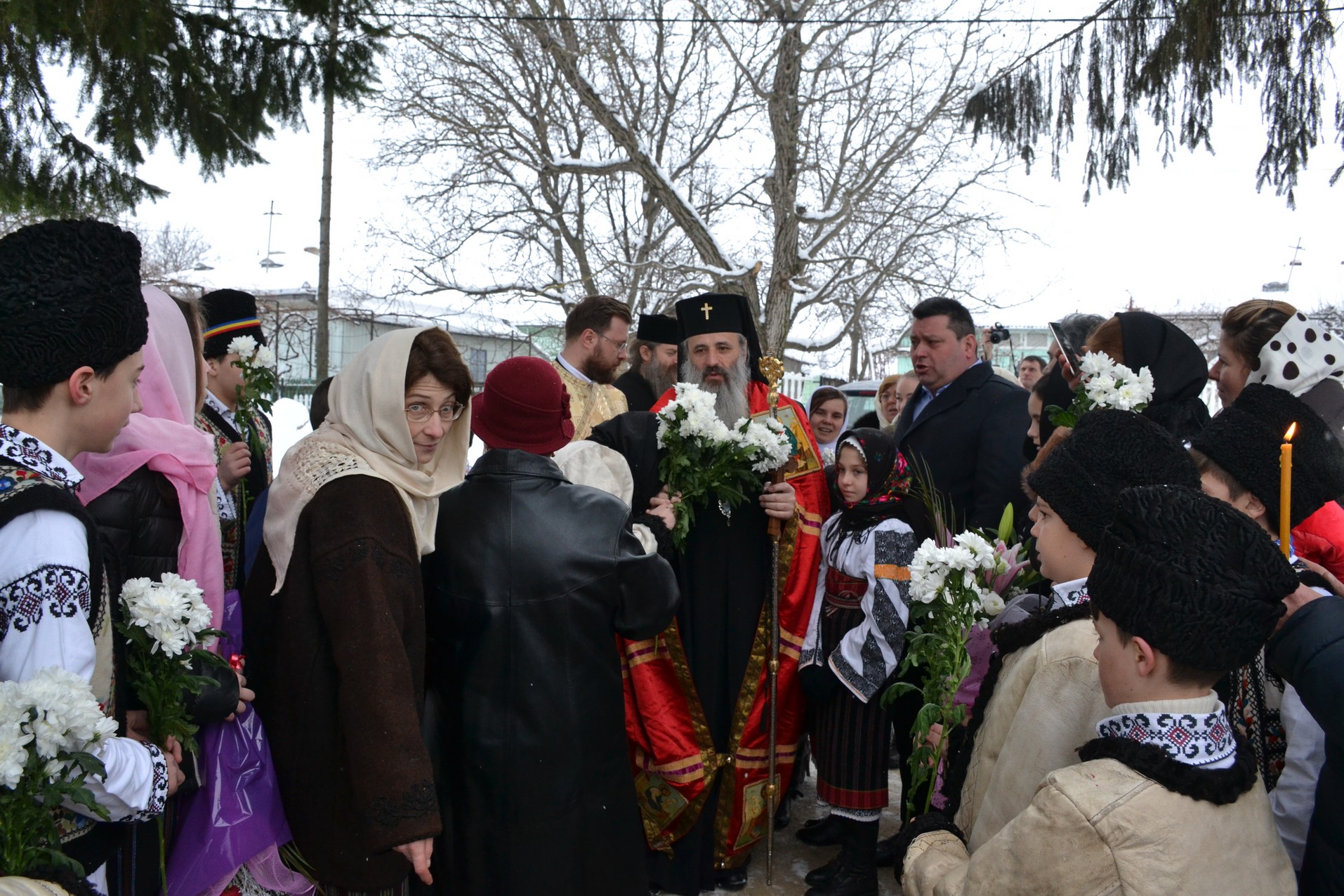 Mitropolitul Moldovei și Bucovinei, la Poiana-Vorona: „Să nu-i judecăm pe cei care au căzut în păcate grele”