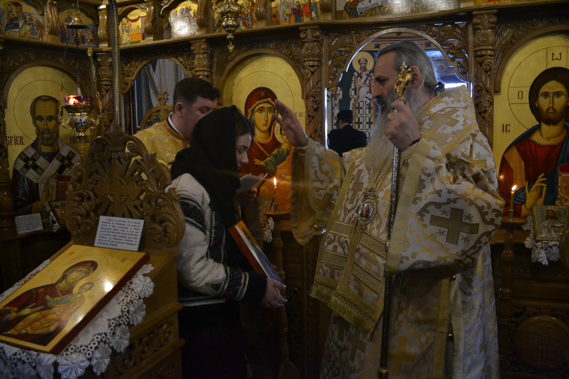 Mitropolitul Moldovei și Bucovinei, la Poiana-Vorona: „Să nu-i judecăm pe cei care au căzut în păcate grele”