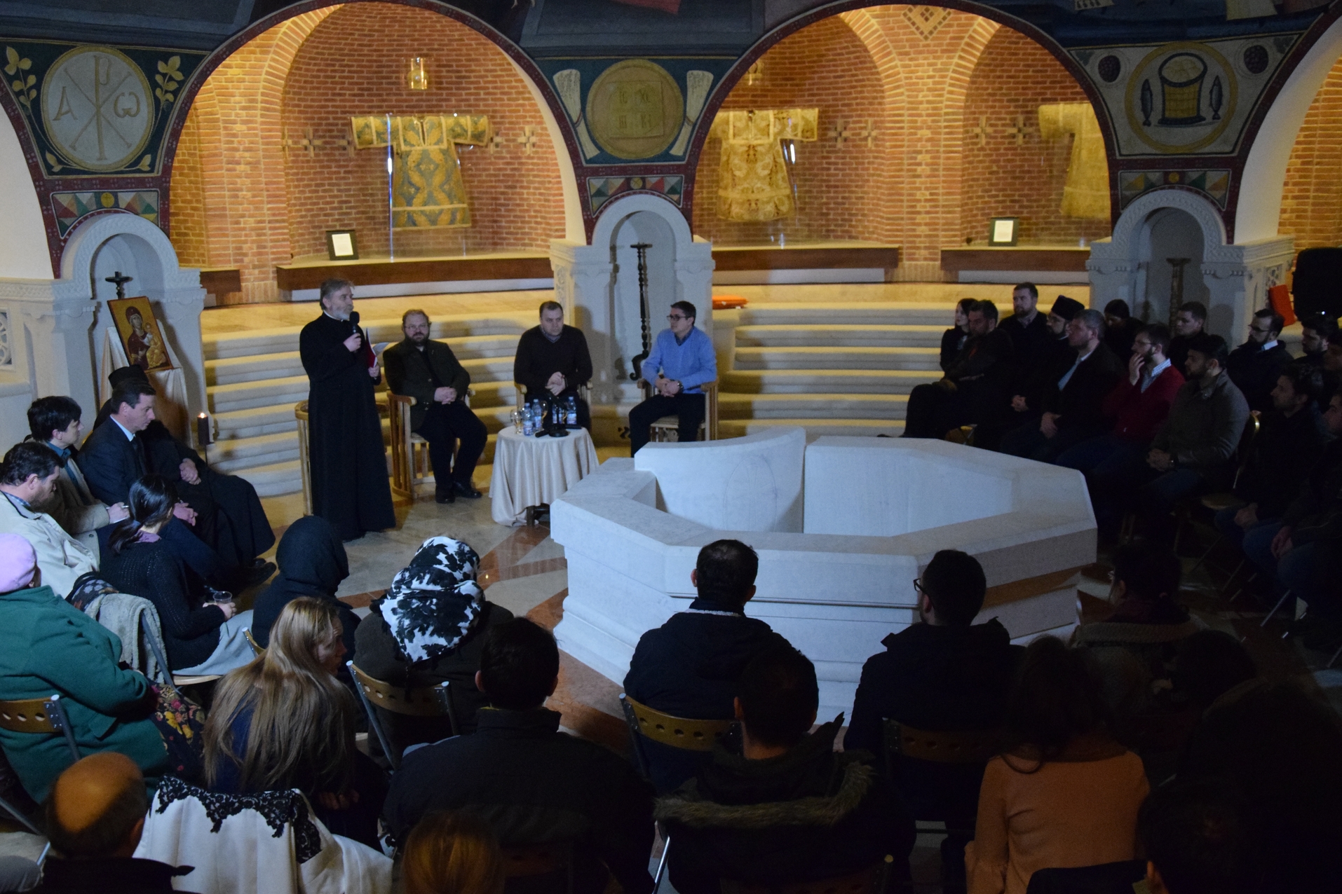 Radu Preda, la dezbaterea organizată la Iași: „Trebuie să ne ocupăm de comunism ca să ne putem ocupa de viitor”