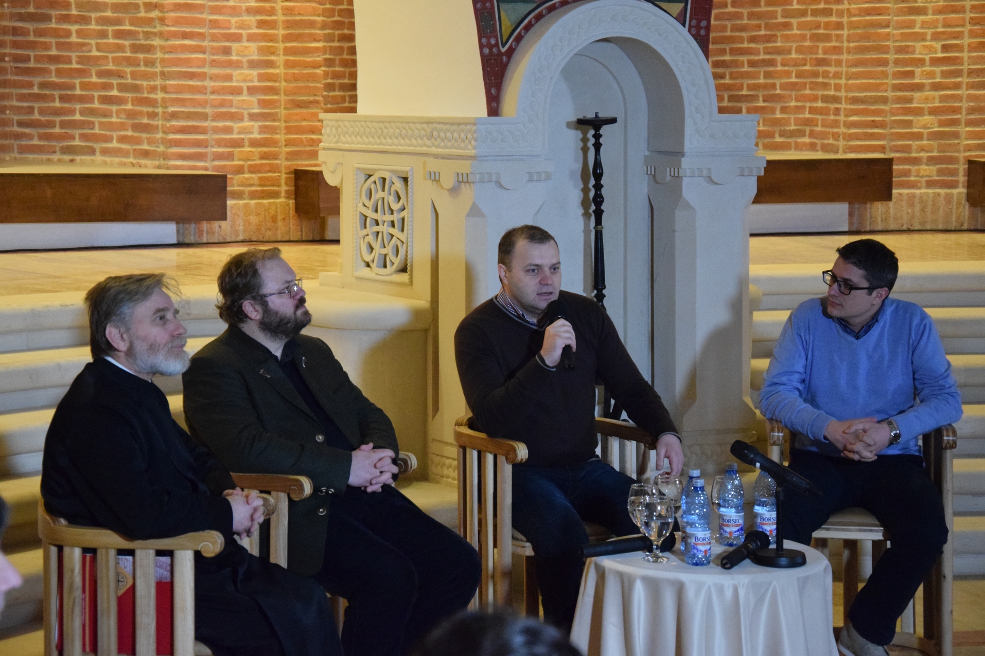 Radu Preda, la dezbaterea organizată la Iași: „Trebuie să ne ocupăm de comunism ca să ne putem ocupa de viitor”