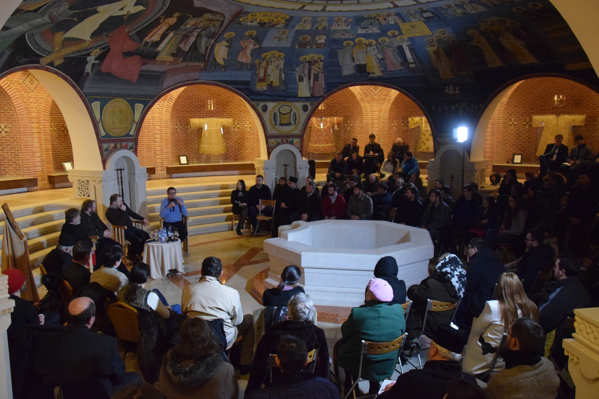 Radu Preda, la dezbaterea organizată la Iași: „Trebuie să ne ocupăm de comunism ca să ne putem ocupa de viitor”