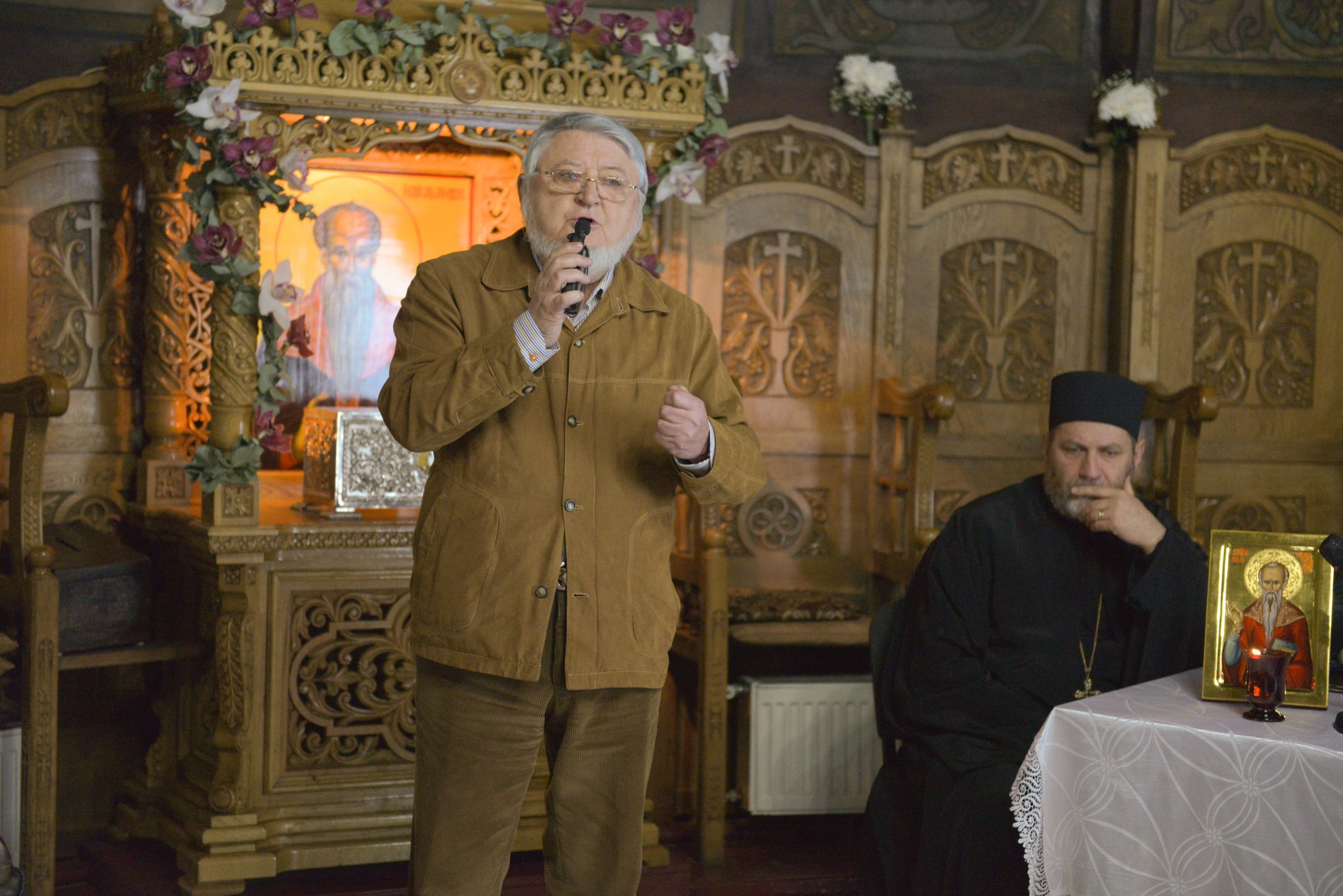 Conferință cu ocazia hramului: „Sfântul Haralambie - tămăduitor de boală” Conferință cu ocazia hramului: „Sfântul Haralambie - tămăduitor de boală”