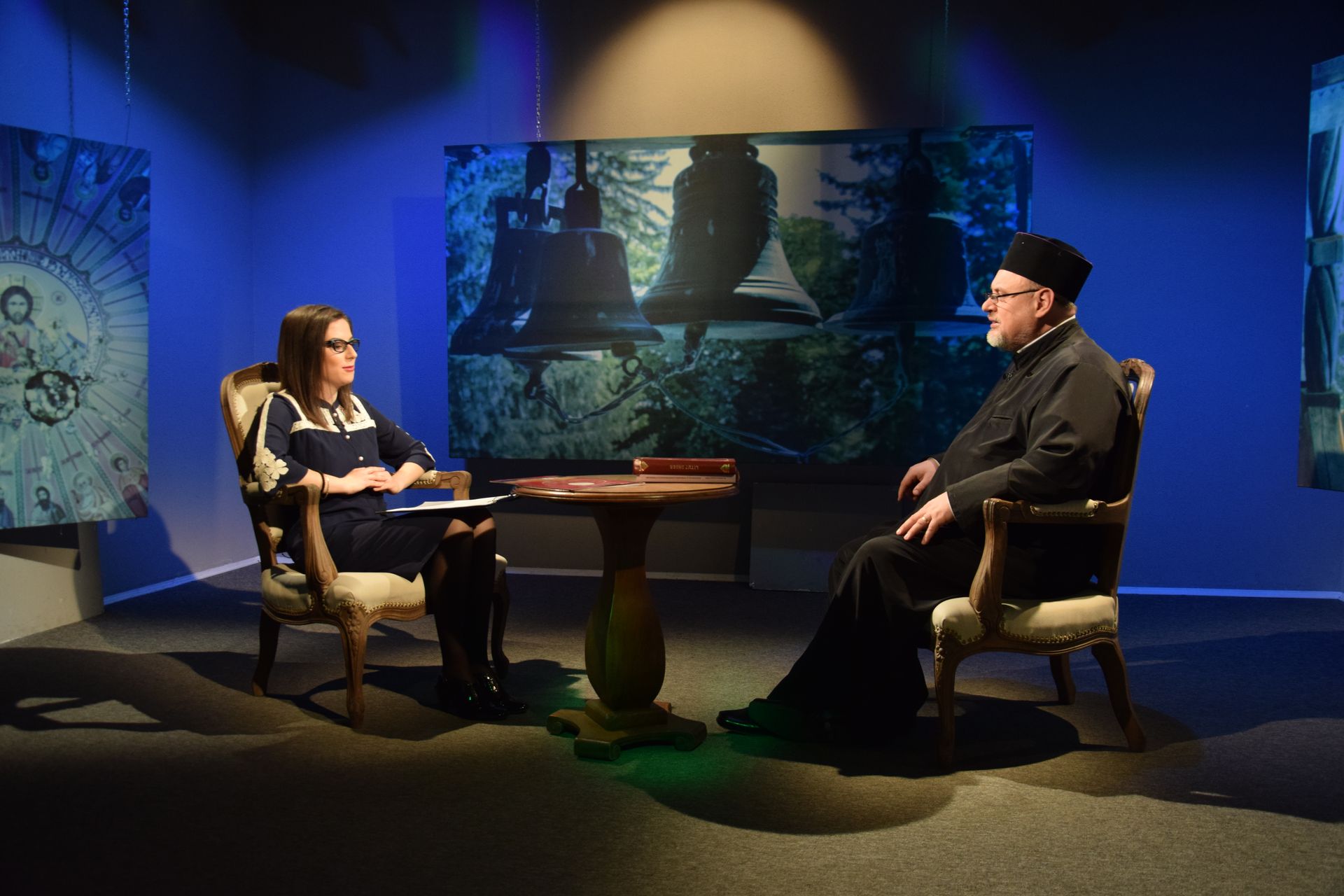 Foto: Constantin Comici Explicarea Sfintei Liturghii - Pr. lect. dr. Adrian Dinu - Pridvoarele credinței