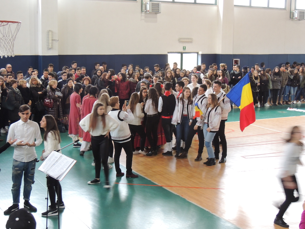 Promovarea istoriei oraşului Dorohoi în cadrul proiectului Erasmus+ la care participă Seminarul Teologic Liceal „Sf. Ioan Iacob“