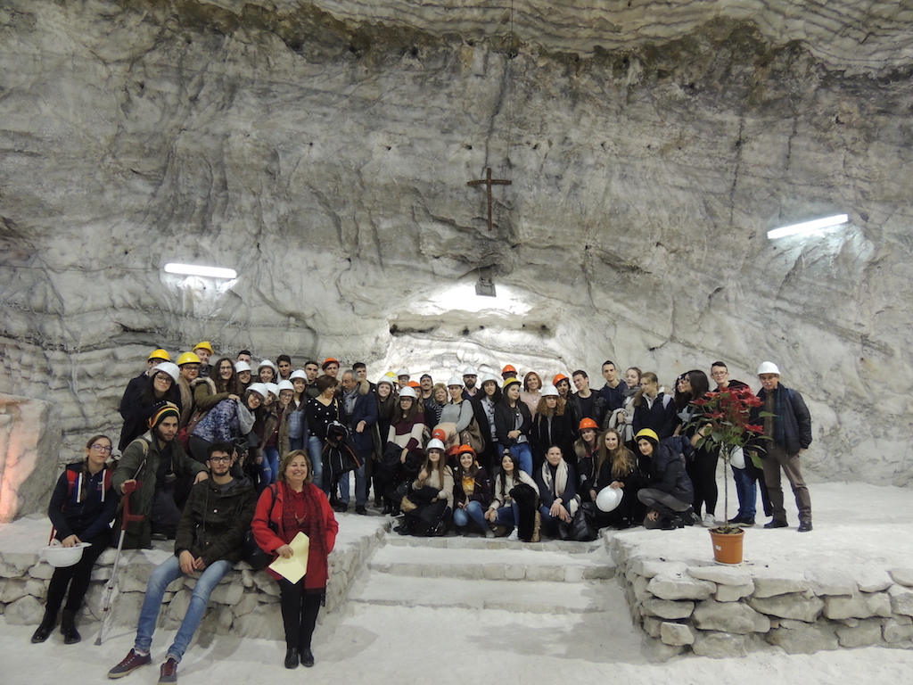 Promovarea istoriei oraşului Dorohoi în cadrul proiectului Erasmus+ la care participă Seminarul Teologic Liceal „Sf. Ioan Iacob“