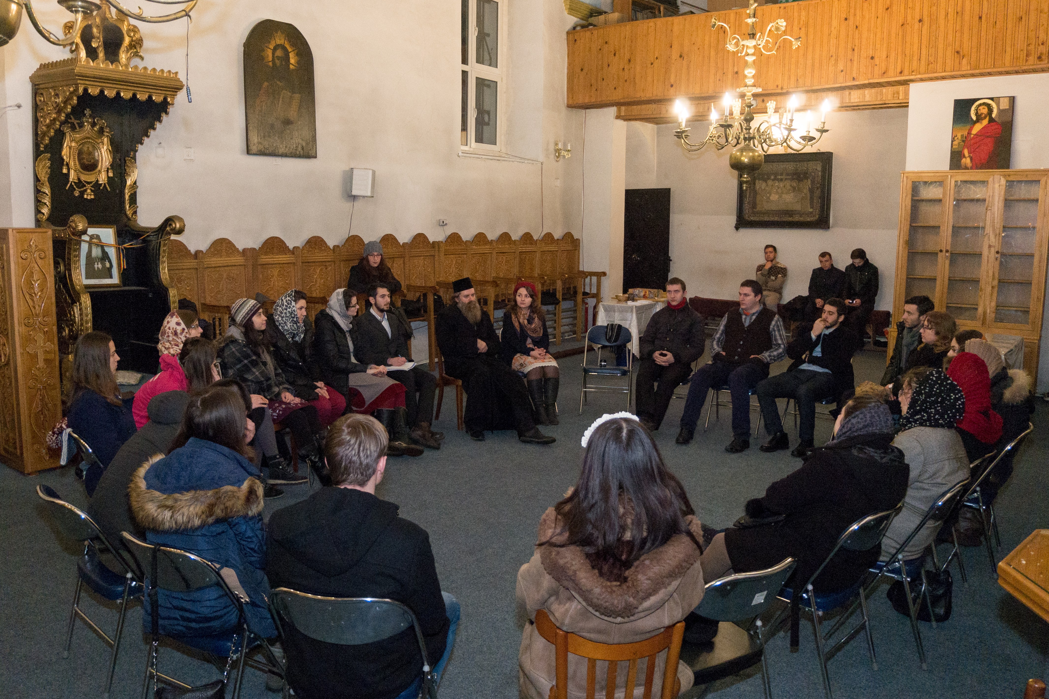 „Catehezele studenţeşti“, un popas pentru doritorii de Adevăr