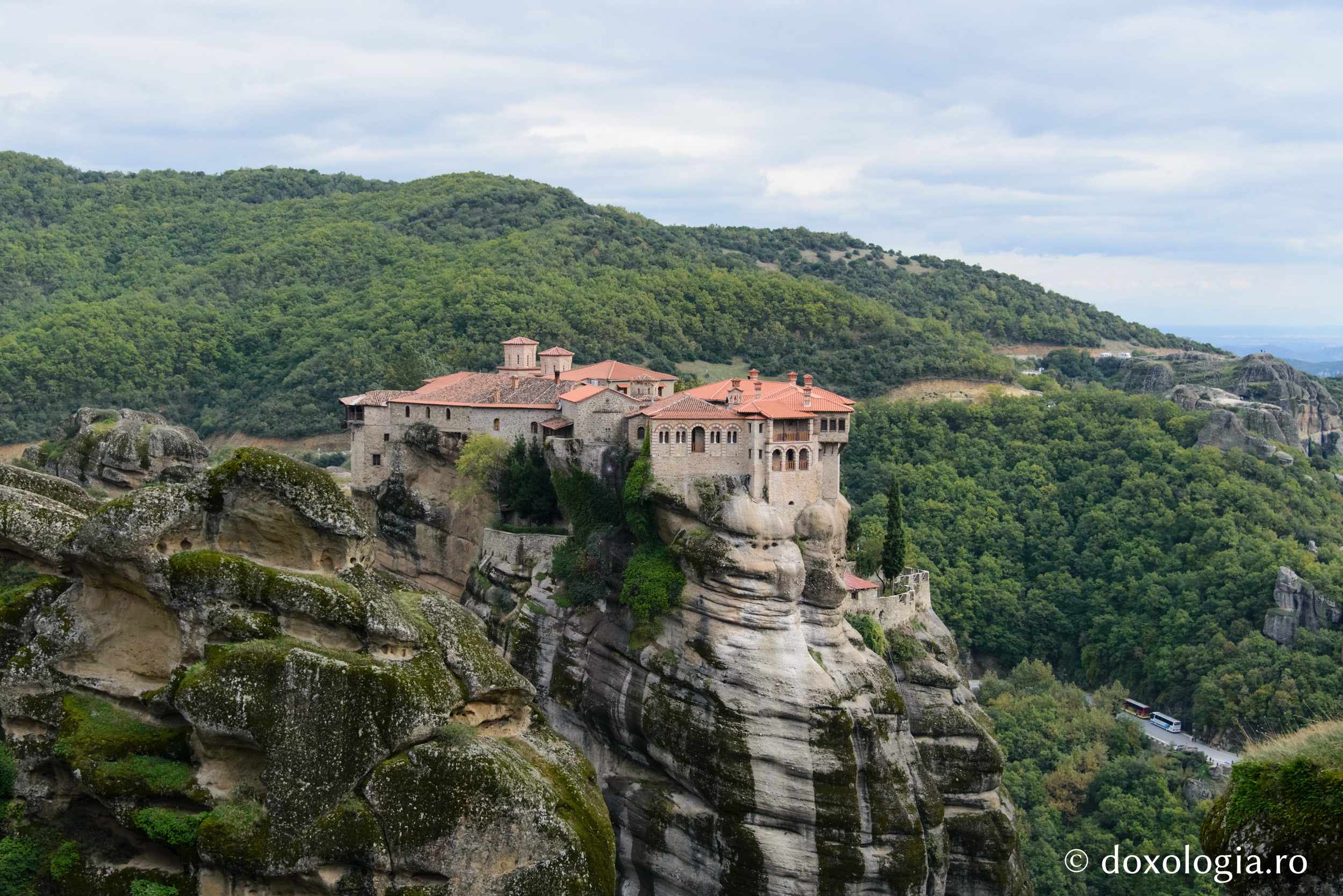 Foto: Oana Nechifor (Foto) Meteora – tărâmul mănăstirilor dintre cer şi pământ