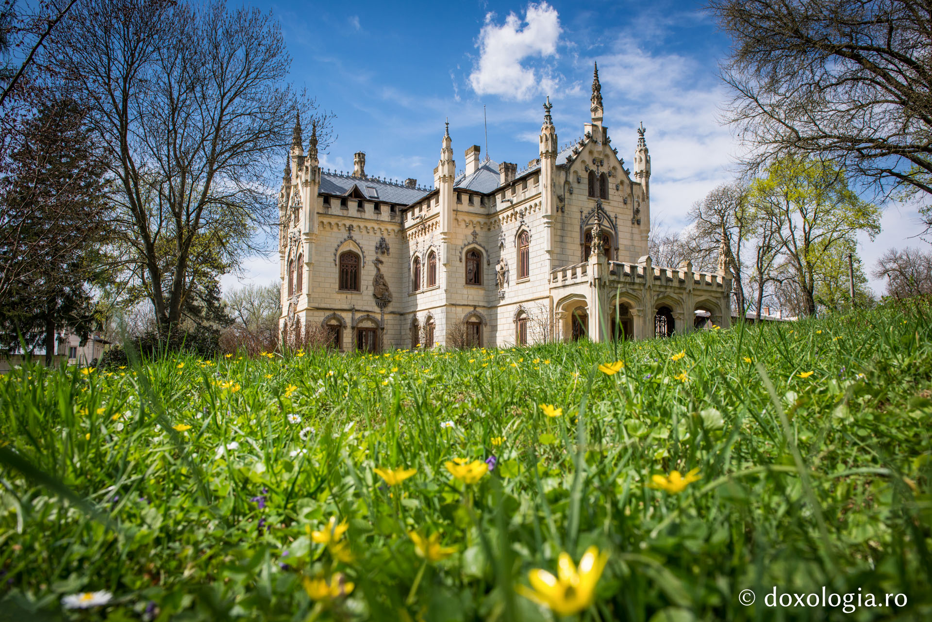 Povestea ctitorilor Castelului de la Miclăușeni