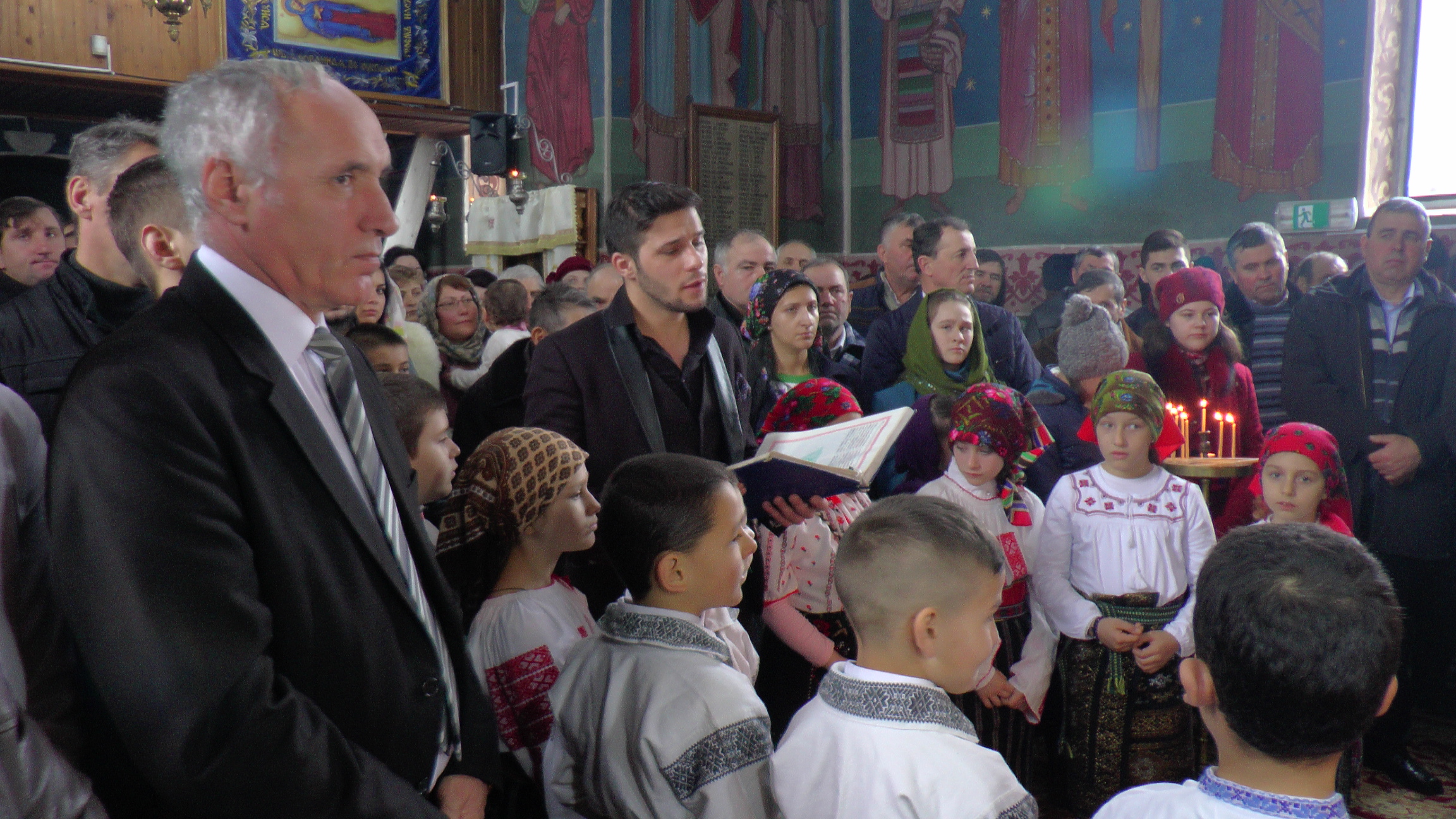 Credincioşii din Leucuşeşti s-au rugat împreună cu arhipăstorul lor