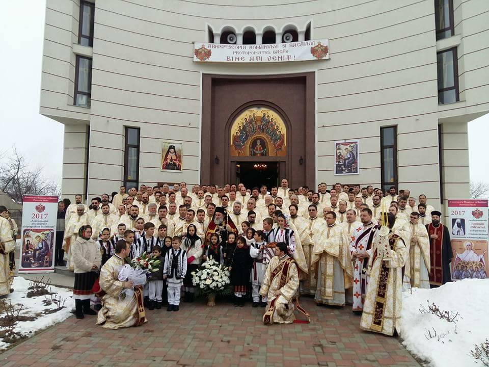 Preoţii băcăuani s-au întrunit în sinaxă Preoţii băcăuani s-au întrunit în sinaxă