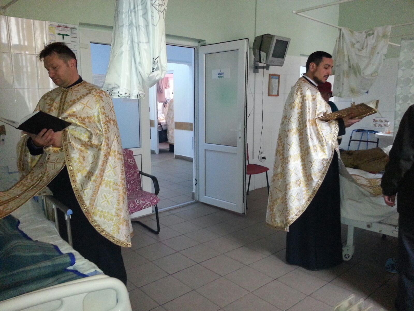 Ziua internaţională a bolnavilor de cancer, marcată la Bacău Ziua internaţională a bolnavilor de cancer, marcată la Bacău