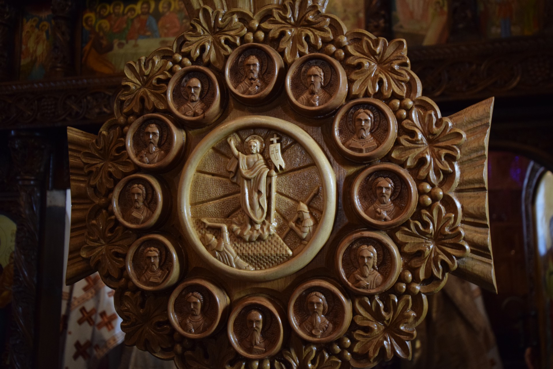 Liturghie arhierească la schitul cu trei viețuitori