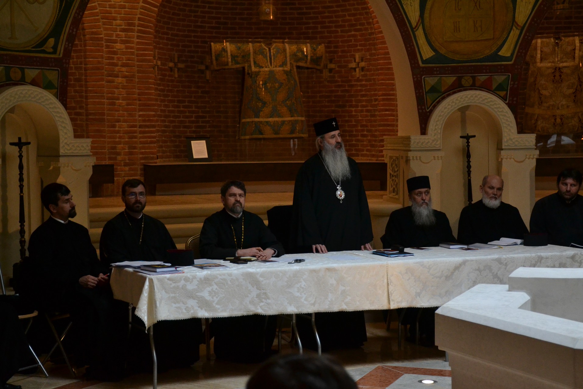 Şedinţa anuală a preoţilor misionari de caritate din Arhiepiscopia Iaşilor Şedinţa anuală a preoţilor misionari de caritate din Arhiepiscopia Iaşilor