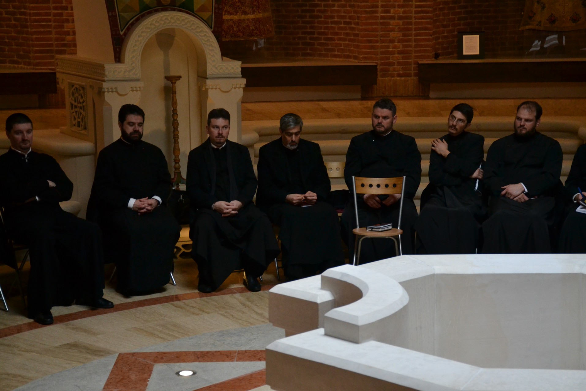 Şedinţa anuală a preoţilor misionari de caritate din Arhiepiscopia Iaşilor Şedinţa anuală a preoţilor misionari de caritate din Arhiepiscopia Iaşilor