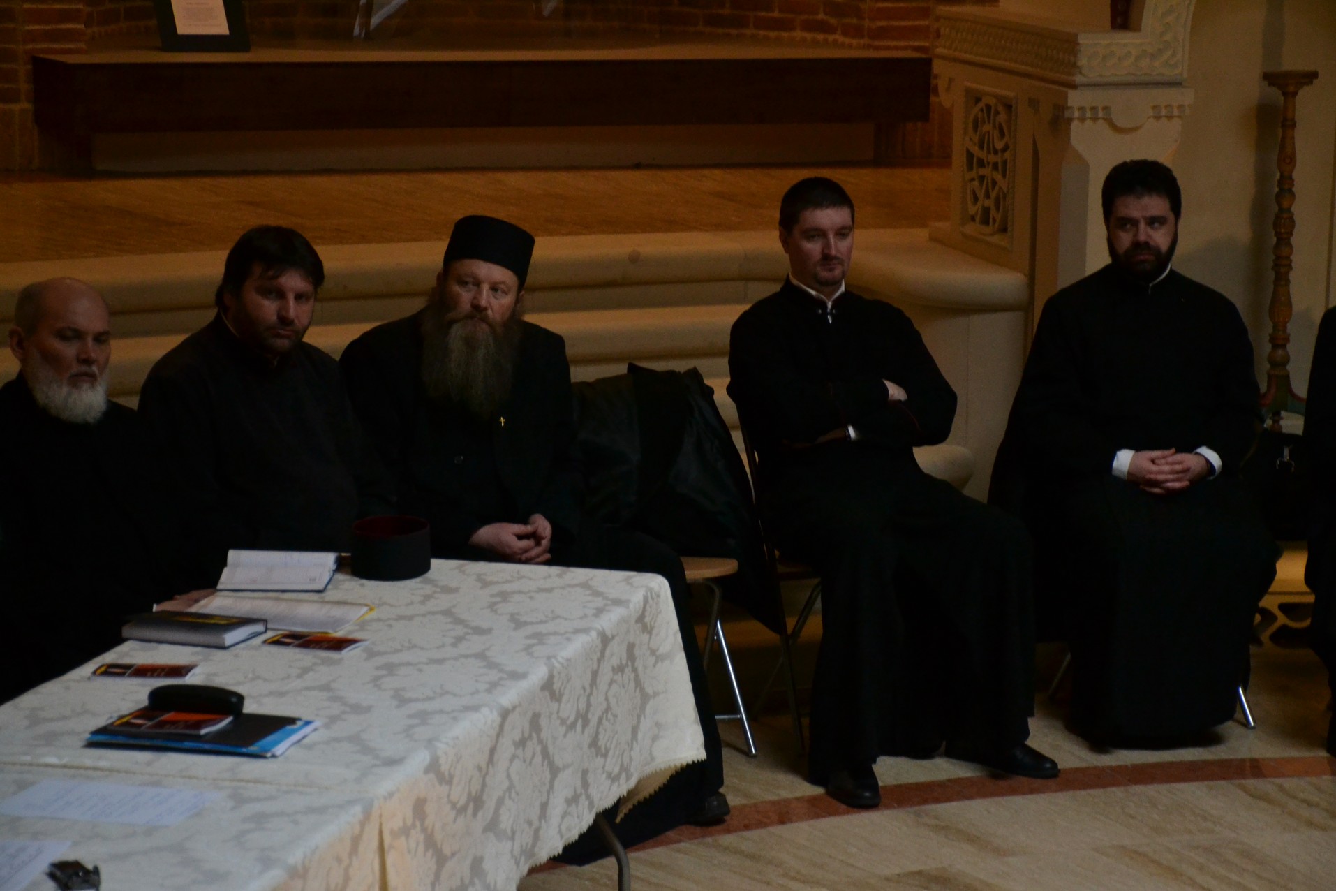 Şedinţa anuală a preoţilor misionari de caritate din Arhiepiscopia Iaşilor Şedinţa anuală a preoţilor misionari de caritate din Arhiepiscopia Iaşilor