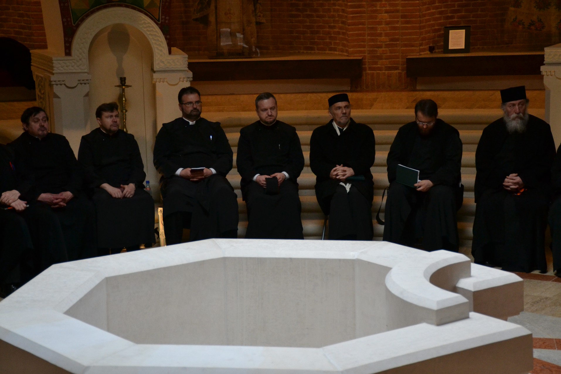 Şedinţa anuală a preoţilor misionari de caritate din Arhiepiscopia Iaşilor Şedinţa anuală a preoţilor misionari de caritate din Arhiepiscopia Iaşilor