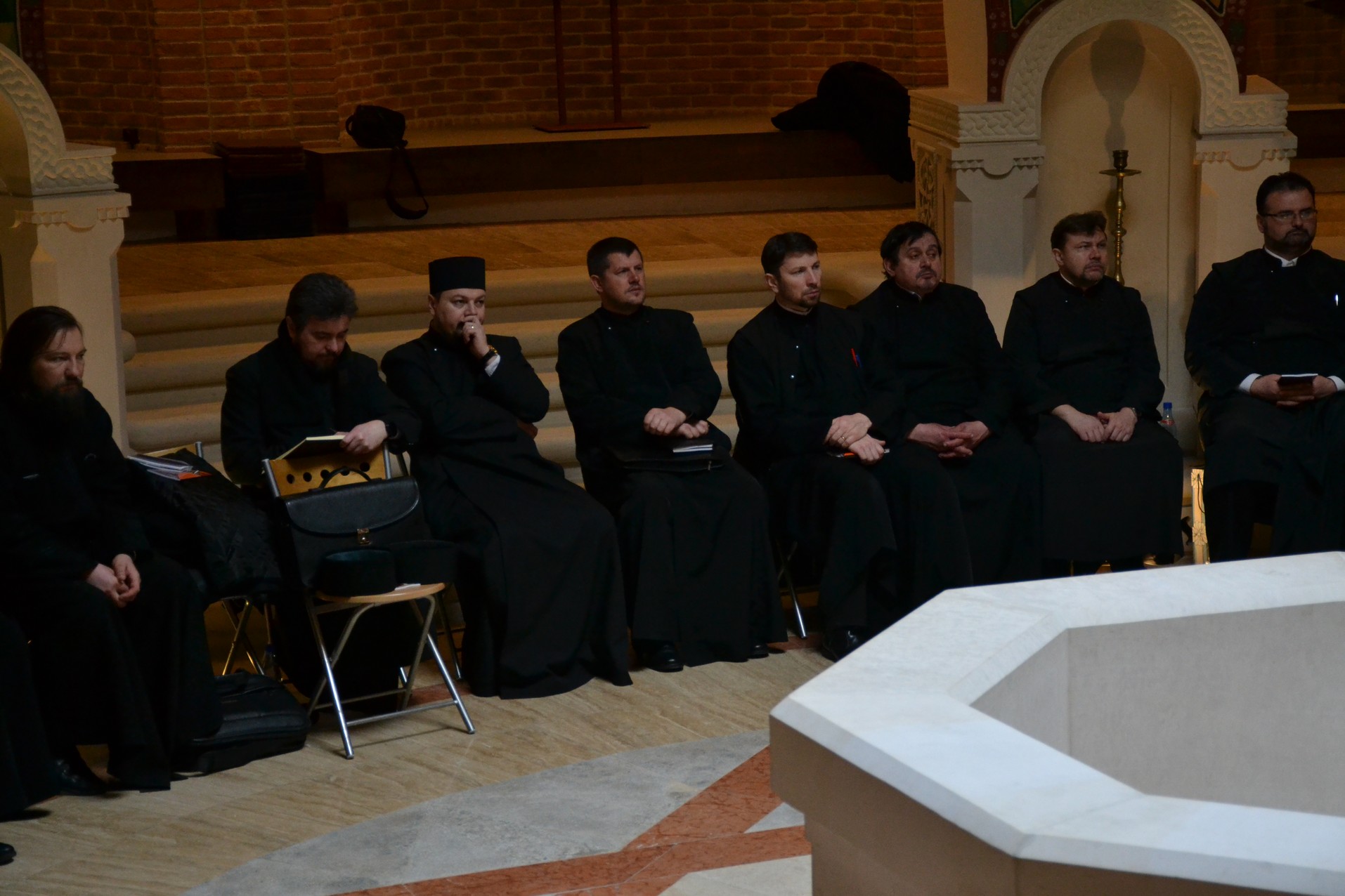 Şedinţa anuală a preoţilor misionari de caritate din Arhiepiscopia Iaşilor Şedinţa anuală a preoţilor misionari de caritate din Arhiepiscopia Iaşilor