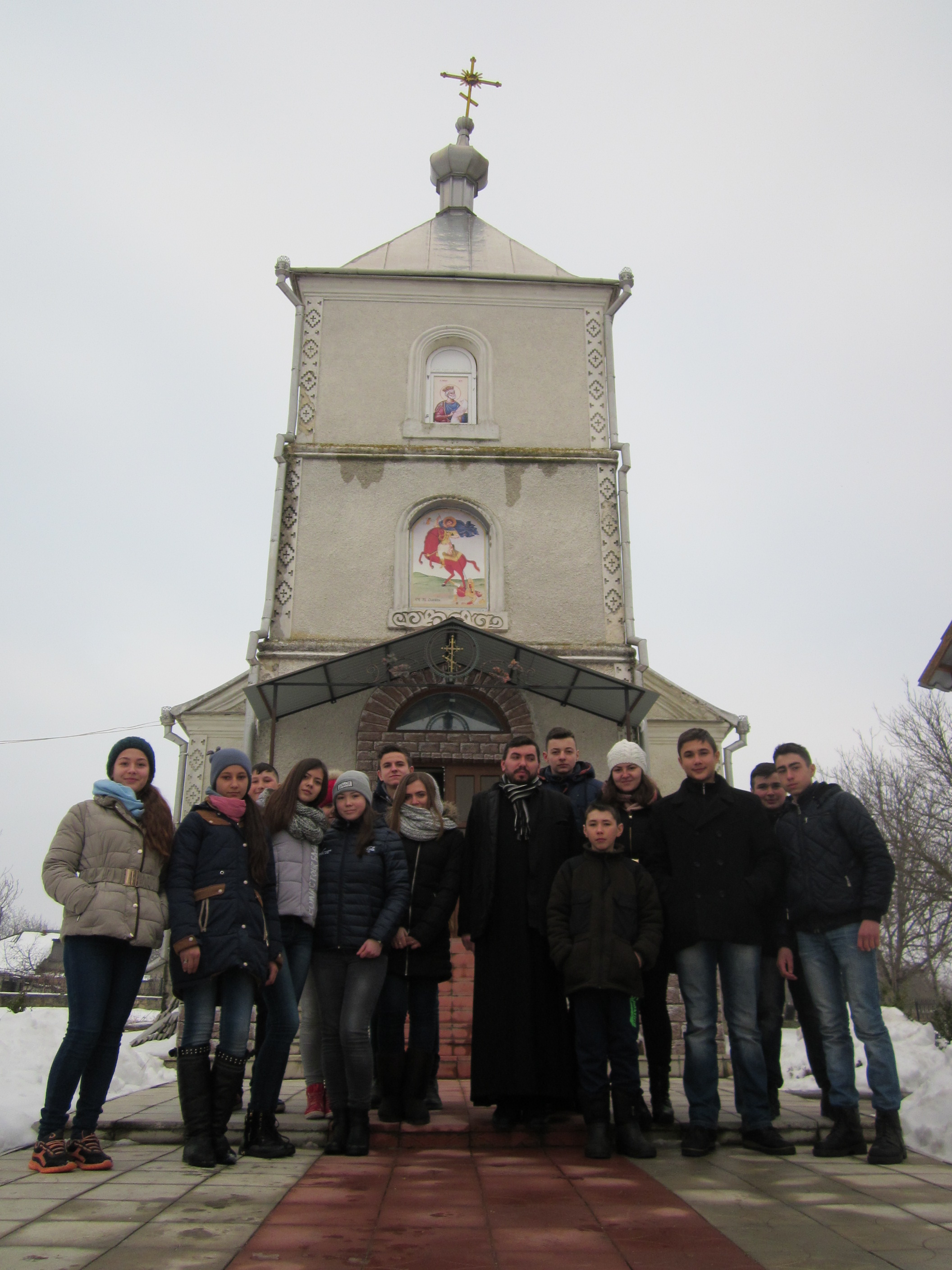 Atelier de comunicare pentru 28 de tineri din Basarabia